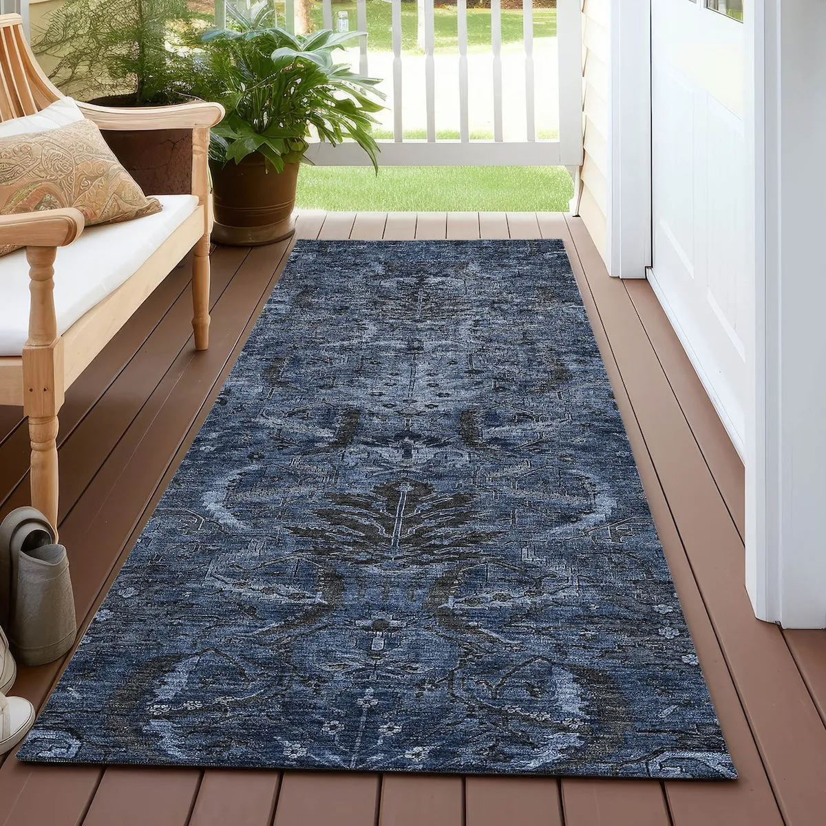 Machine Washable Indoor/ Outdoor Boho Traditional Chantille Rug