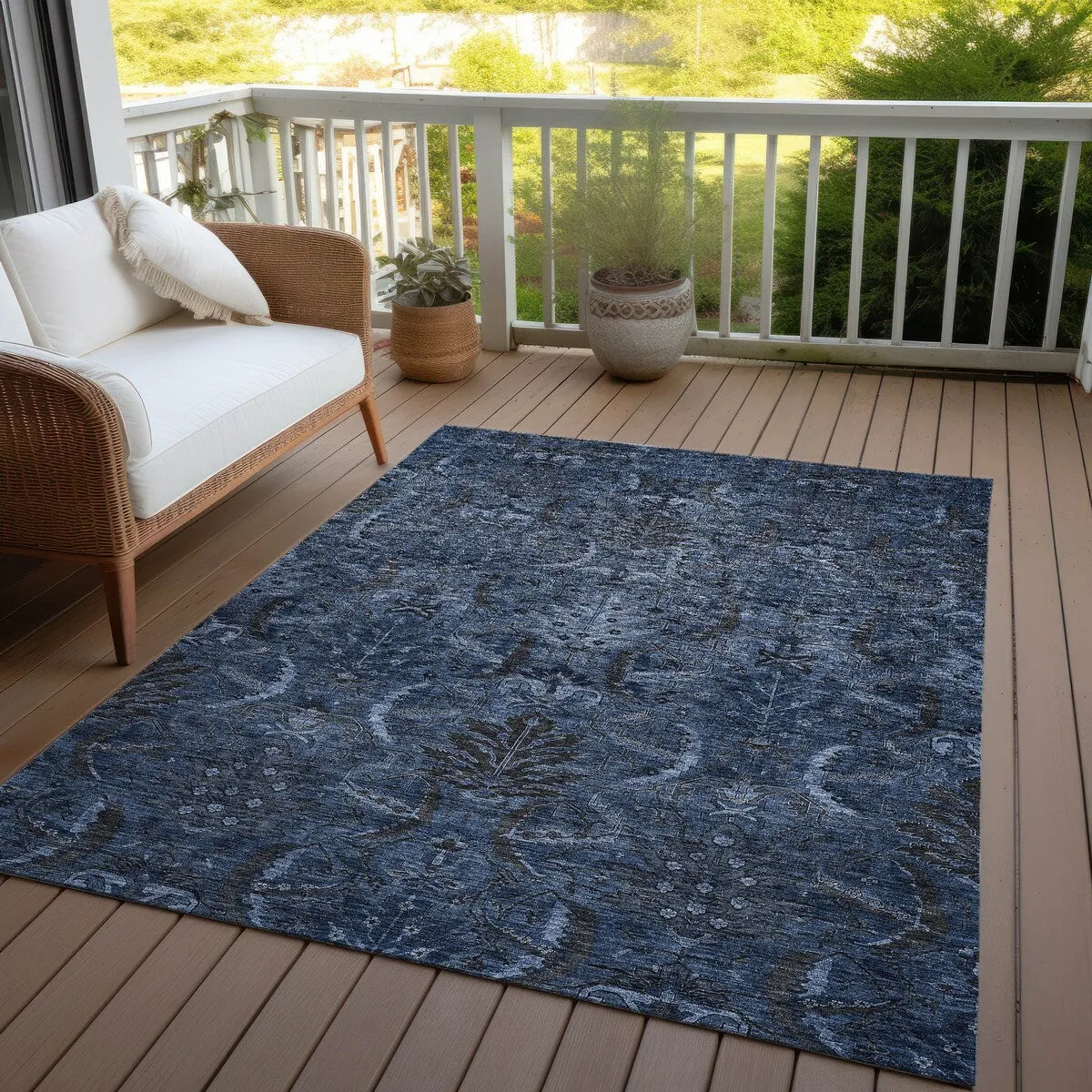 Machine Washable Indoor/ Outdoor Boho Traditional Chantille Rug