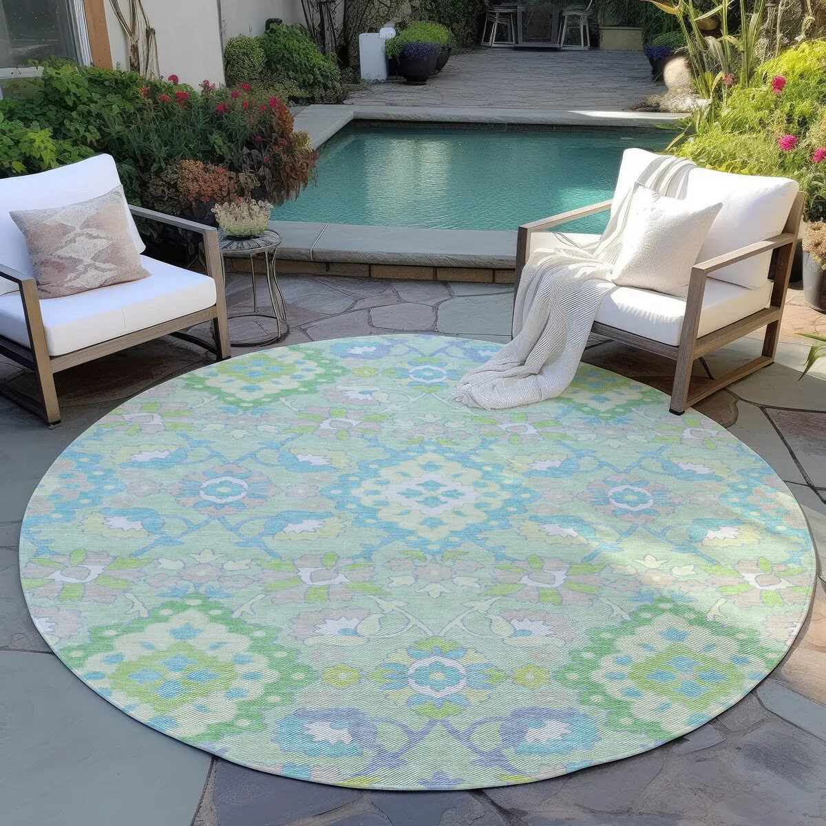 Machine Washable Indoor/ Outdoor Boho Traditional Chantille Rug