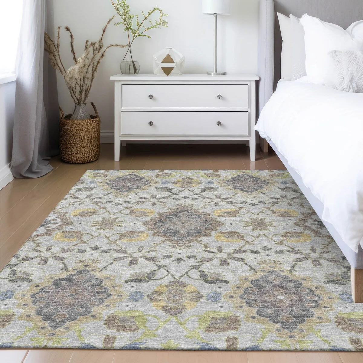 Machine Washable Indoor/ Outdoor Boho Traditional Chantille Rug