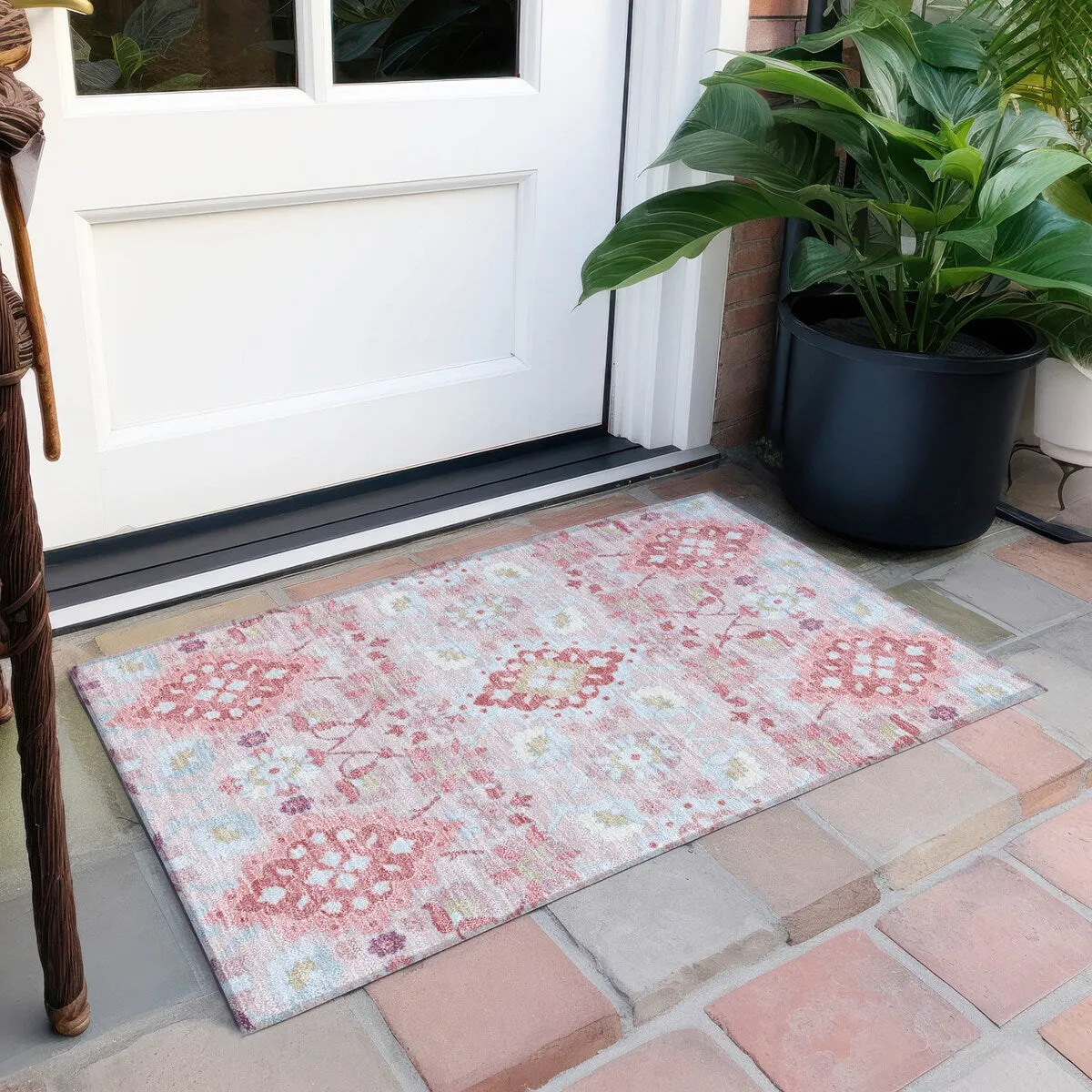 Machine Washable Indoor/ Outdoor Boho Traditional Chantille Rug