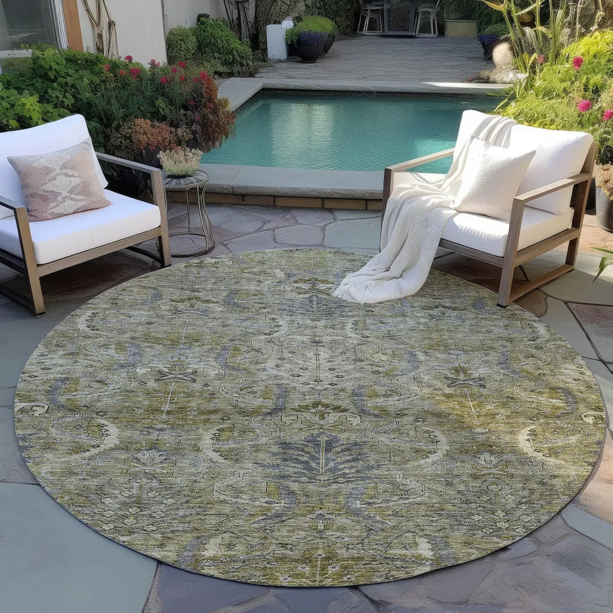 Machine Washable Indoor/ Outdoor Boho Traditional Chantille Rug