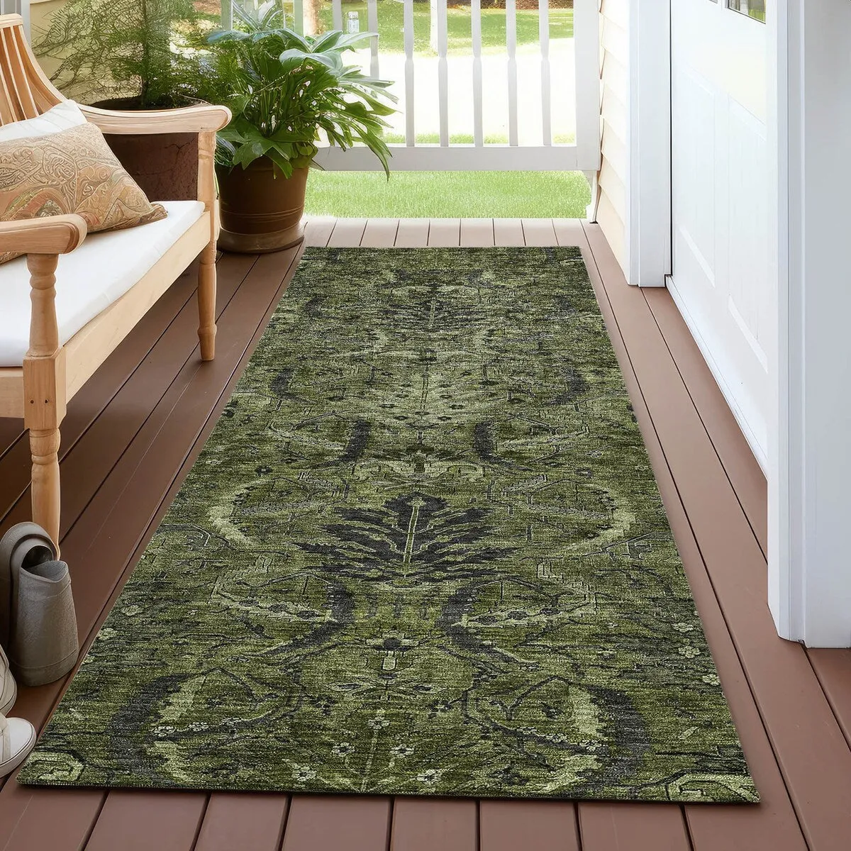 Machine Washable Indoor/ Outdoor Boho Traditional Chantille Rug