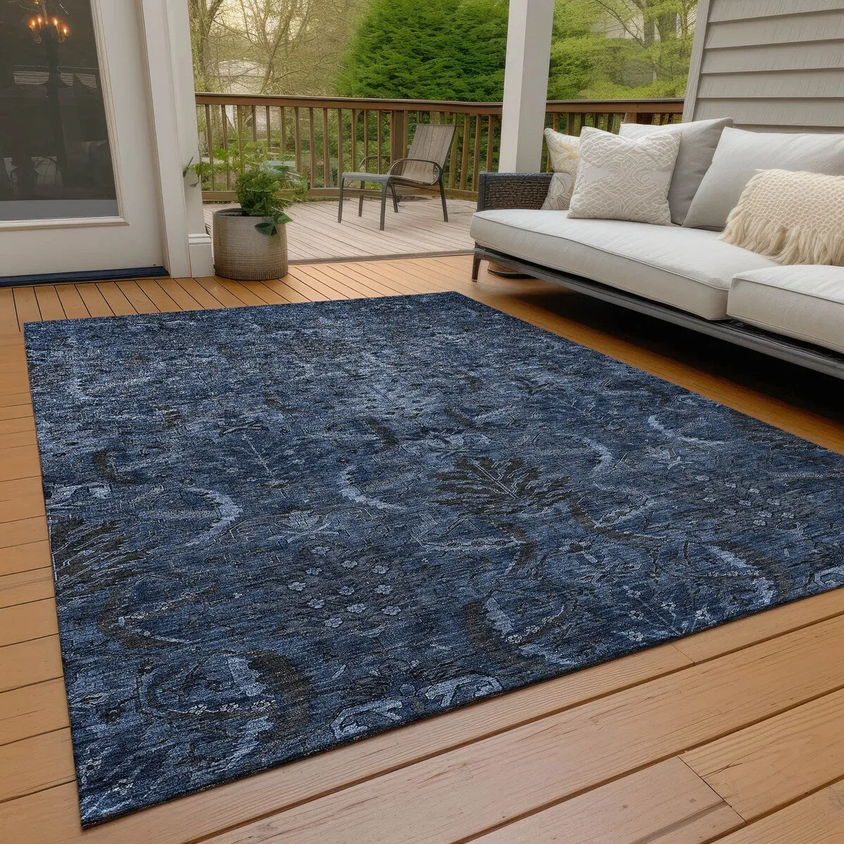 Machine Washable Indoor/ Outdoor Boho Traditional Chantille Rug