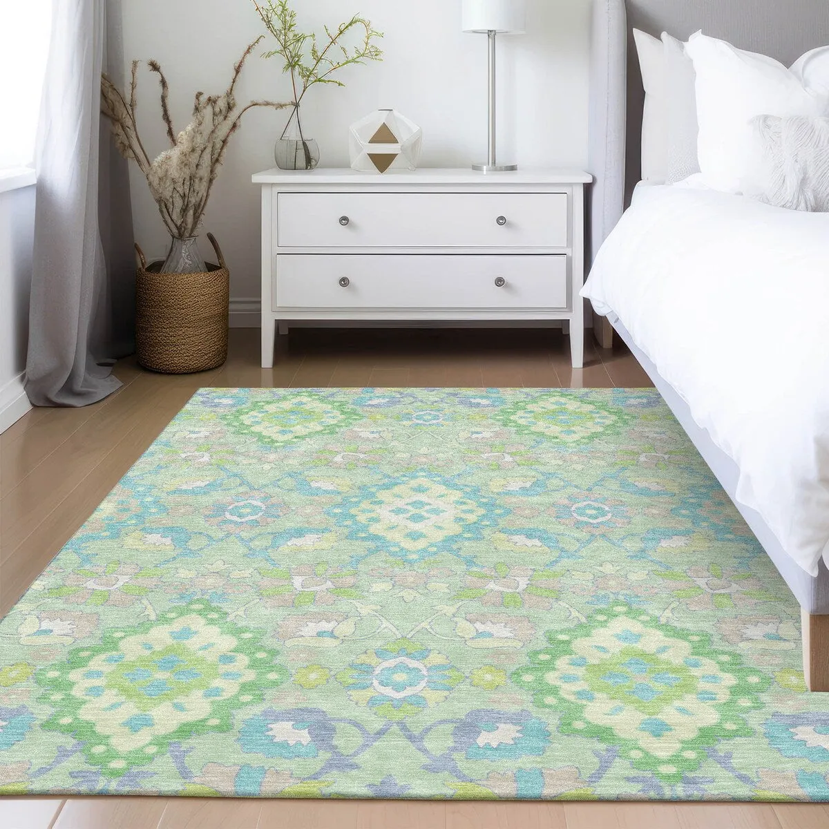 Machine Washable Indoor/ Outdoor Boho Traditional Chantille Rug