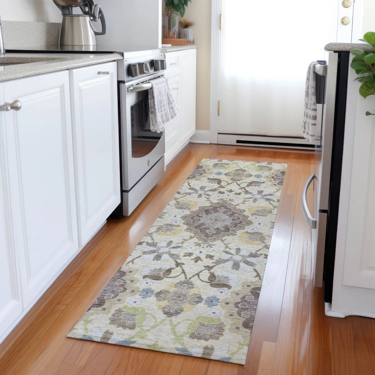 Machine Washable Indoor/ Outdoor Boho Traditional Chantille Rug