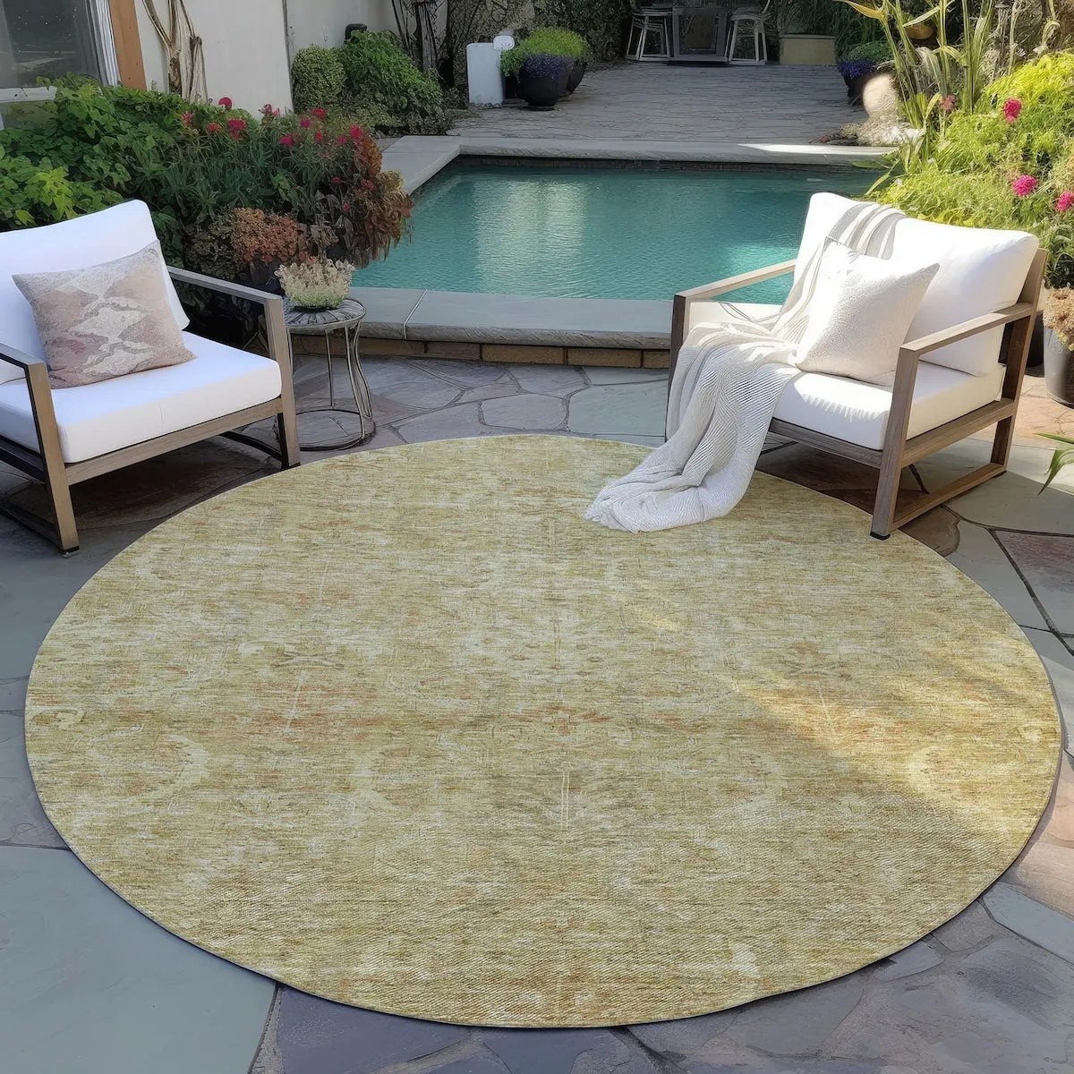 Machine Washable Indoor/ Outdoor Boho Traditional Chantille Rug
