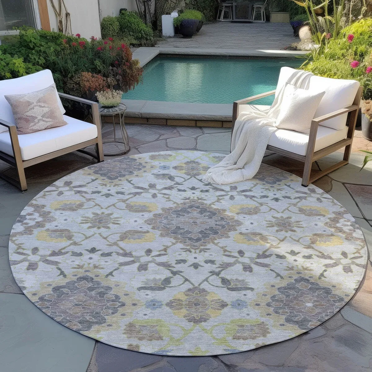 Machine Washable Indoor/ Outdoor Boho Traditional Chantille Rug