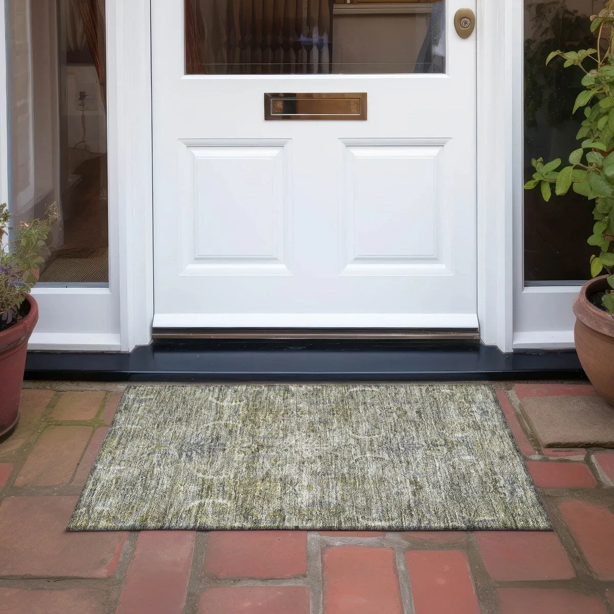 Machine Washable Indoor/ Outdoor Boho Traditional Chantille Rug