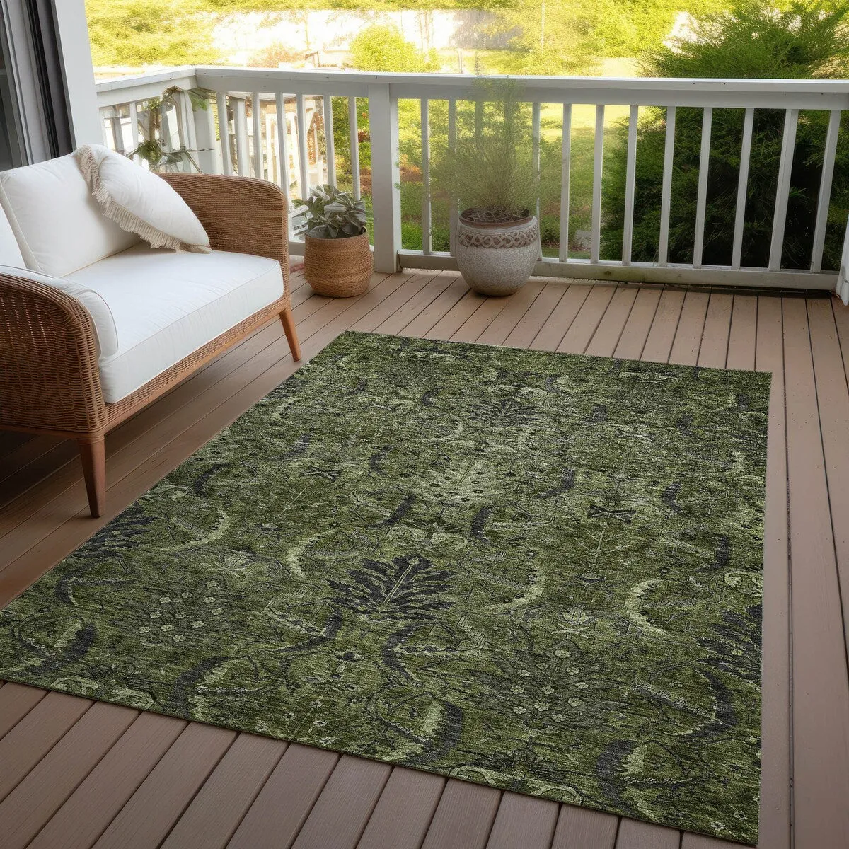 Machine Washable Indoor/ Outdoor Boho Traditional Chantille Rug