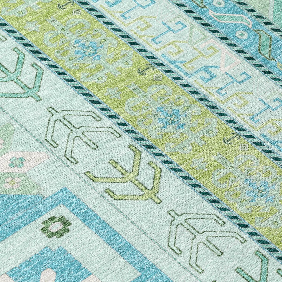 Machine Washable Indoor/ Outdoor Boho Tribal Chantille Rug