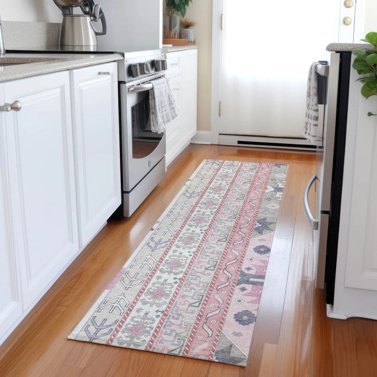 Machine Washable Indoor/ Outdoor Boho Tribal Chantille Rug