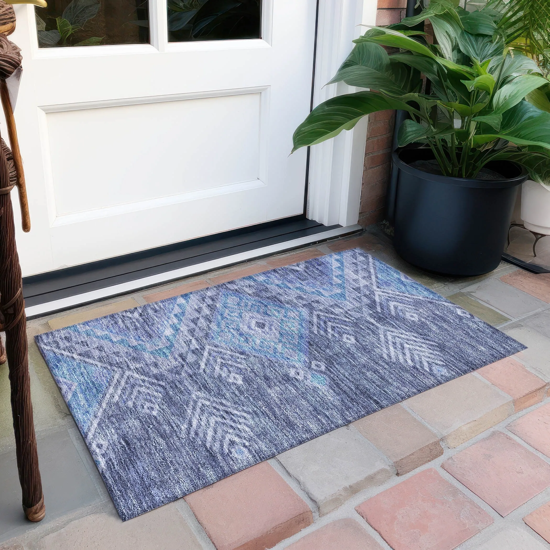 Machine Washable Indoor/ Outdoor Boho Tribal Chantille Rug