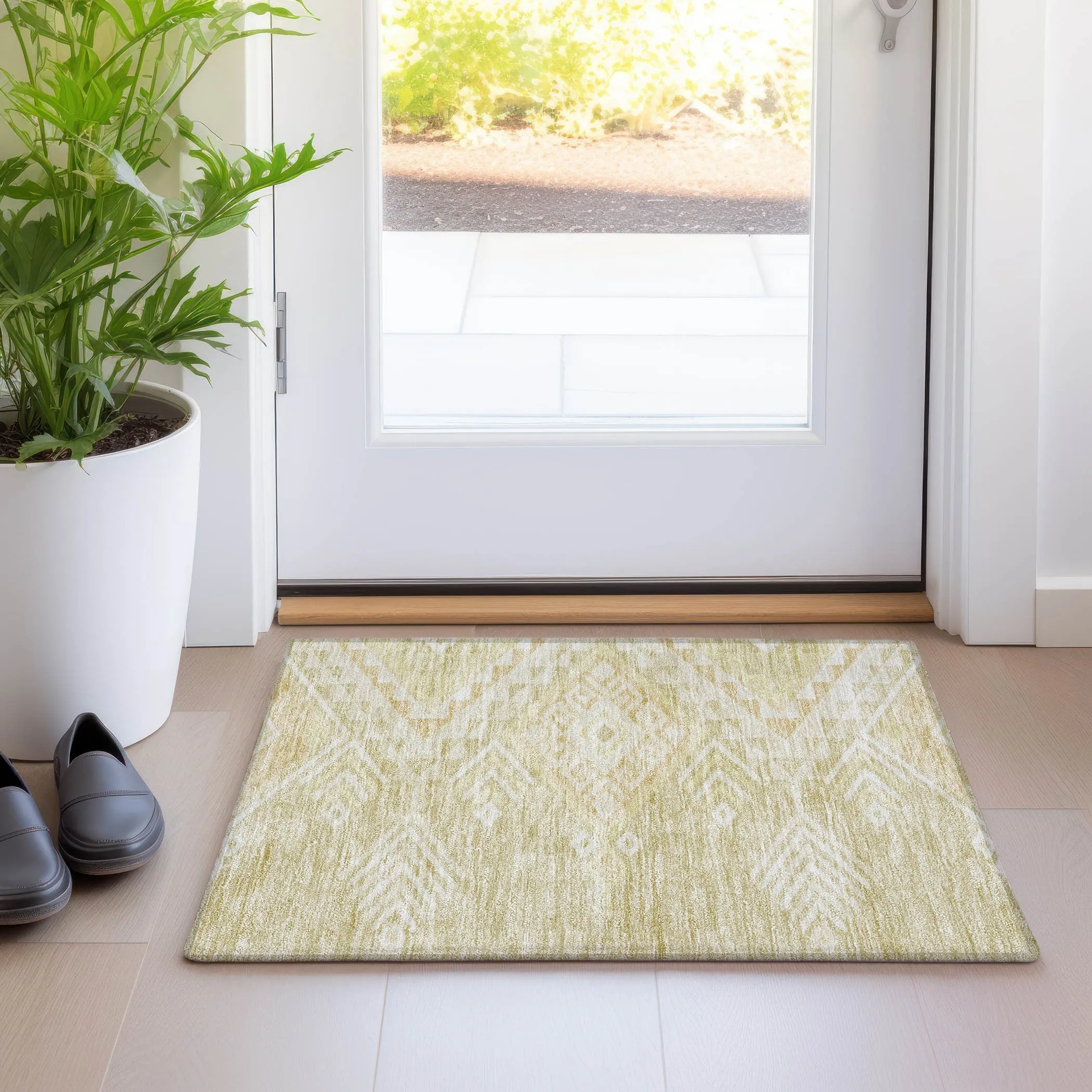 Machine Washable Indoor/ Outdoor Boho Tribal Chantille Rug