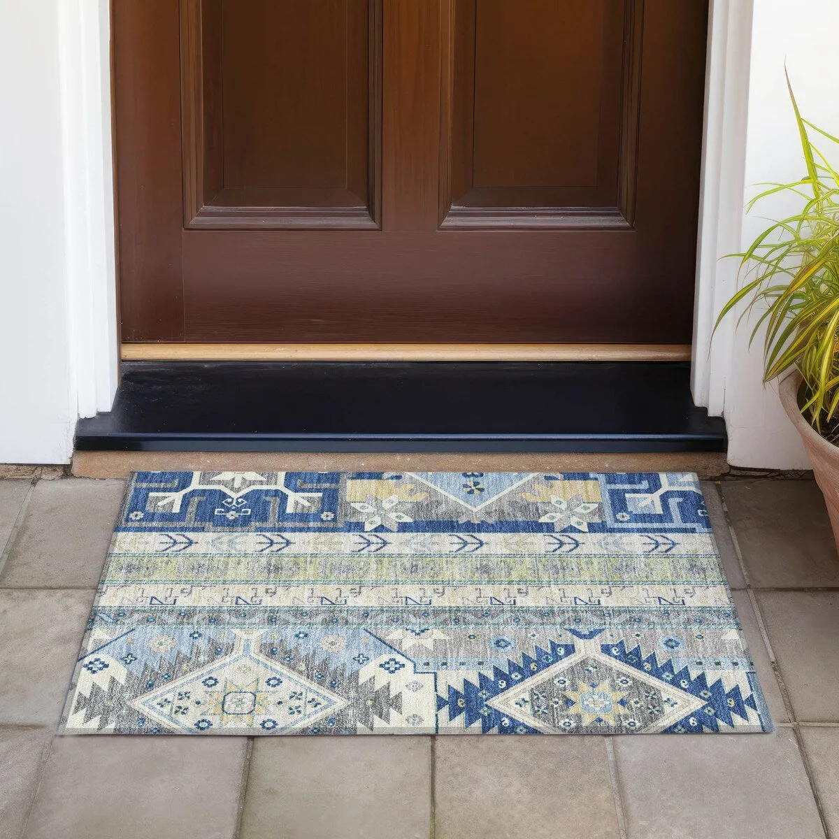Machine Washable Indoor/ Outdoor Boho Tribal Chantille Rug