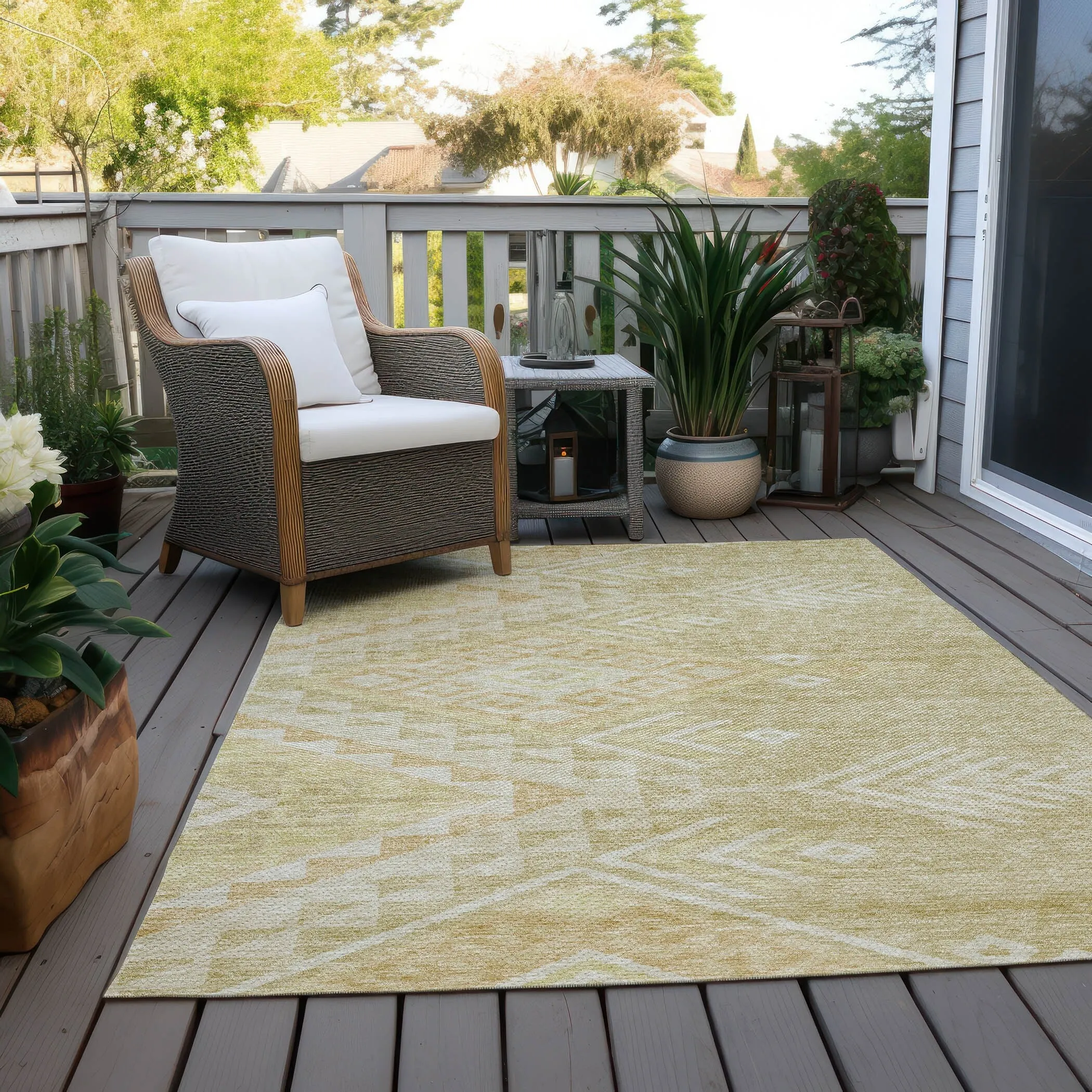 Machine Washable Indoor/ Outdoor Boho Tribal Chantille Rug