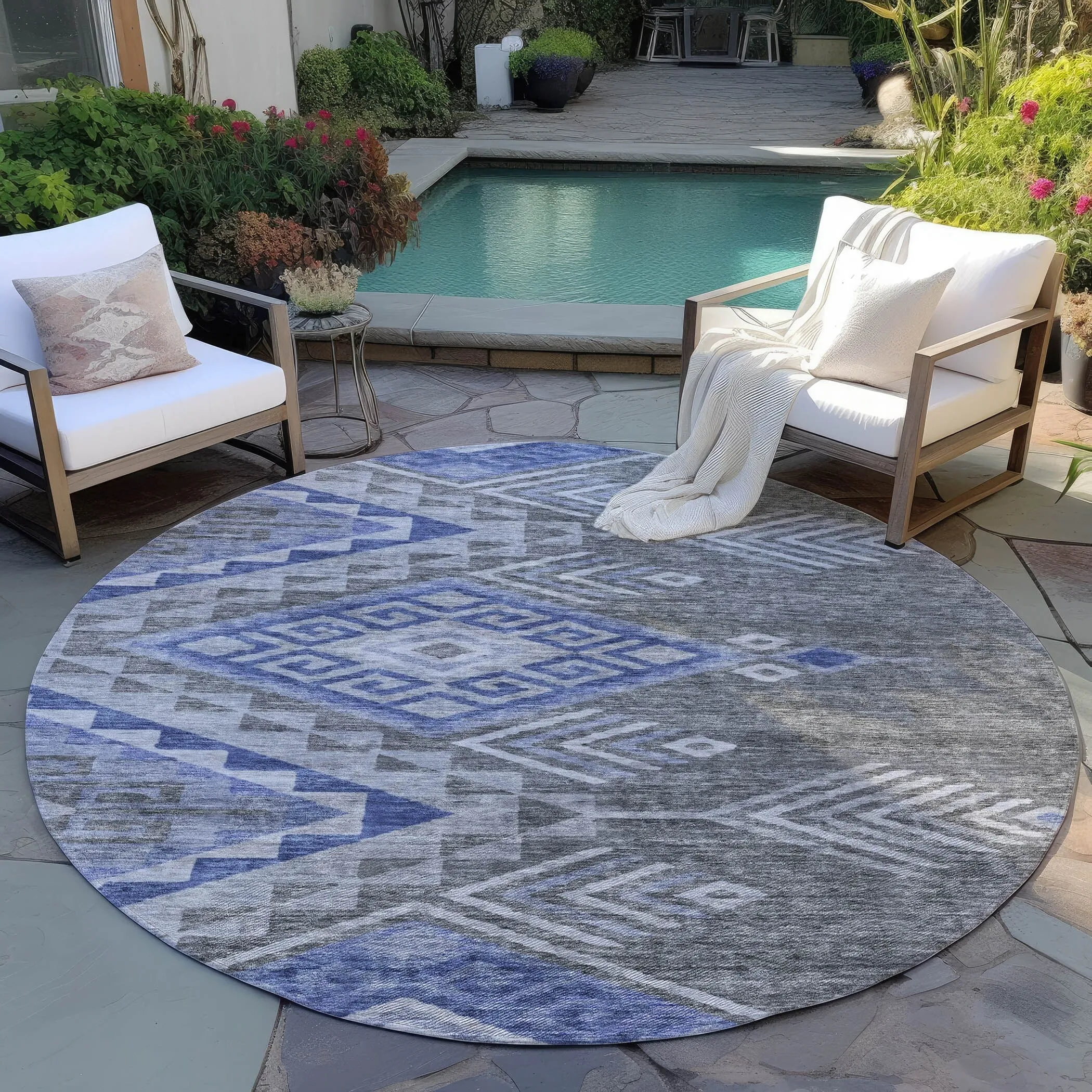 Machine Washable Indoor/ Outdoor Boho Tribal Chantille Rug