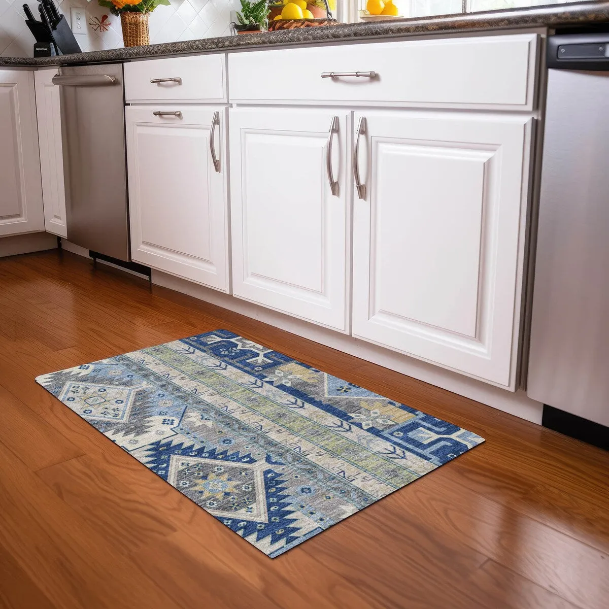 Machine Washable Indoor/ Outdoor Boho Tribal Chantille Rug