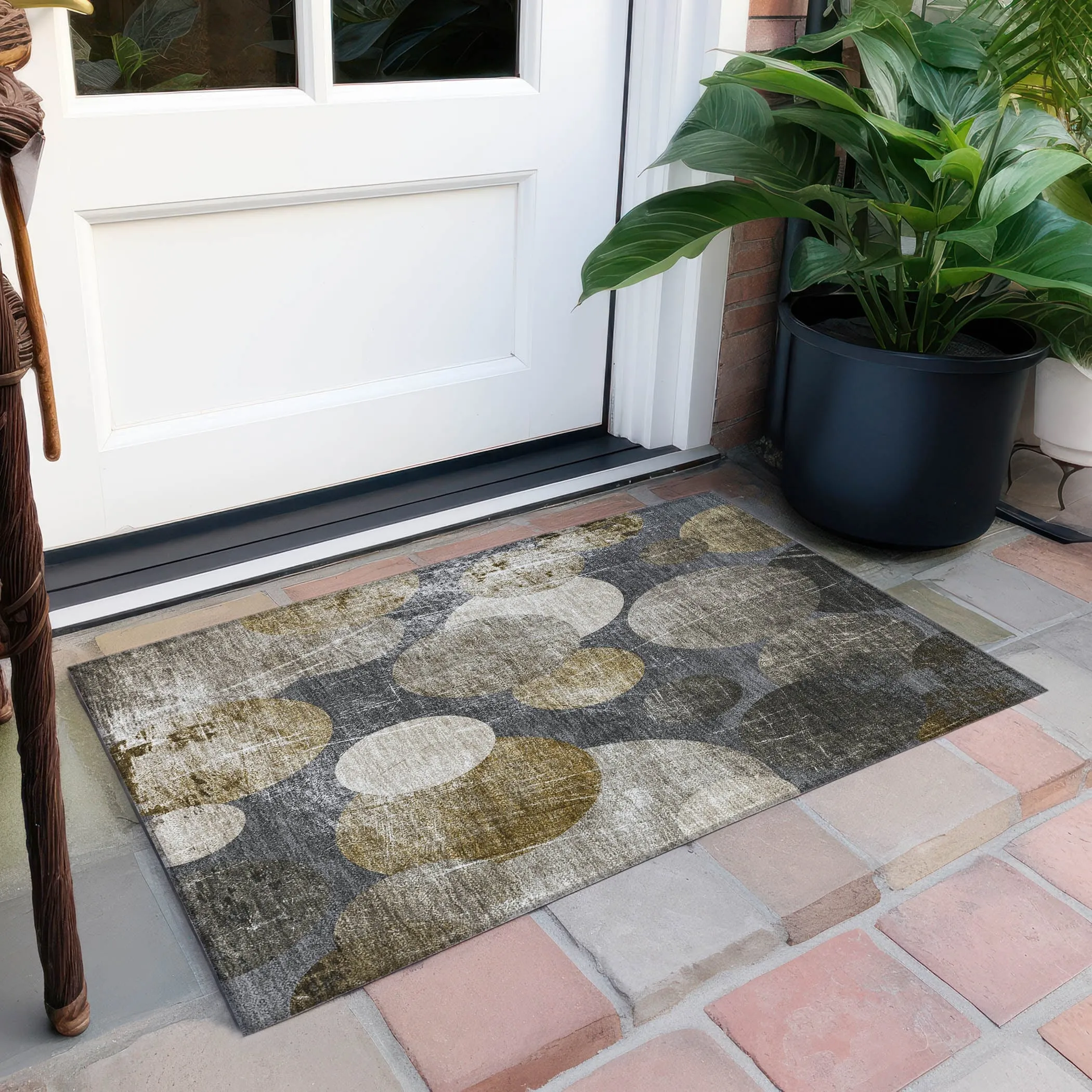 Machine Washable Indoor/ Outdoor Bubbles Chantille Rug