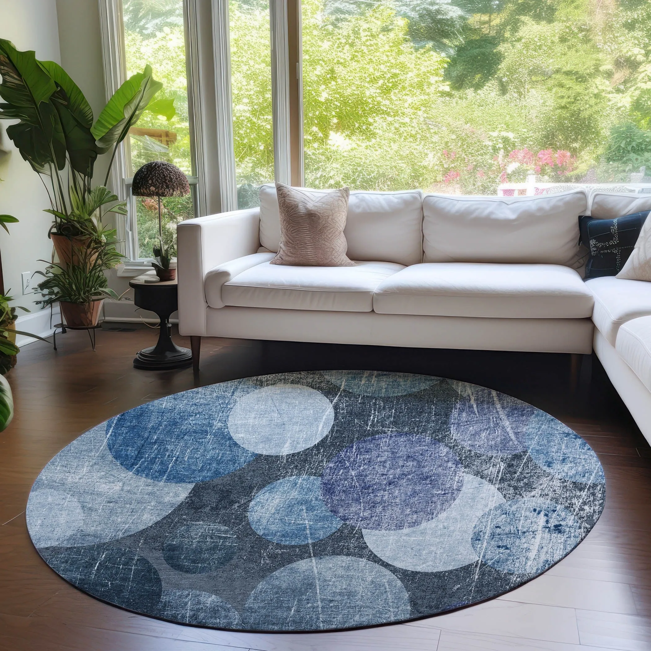 Machine Washable Indoor/ Outdoor Bubbles Chantille Rug