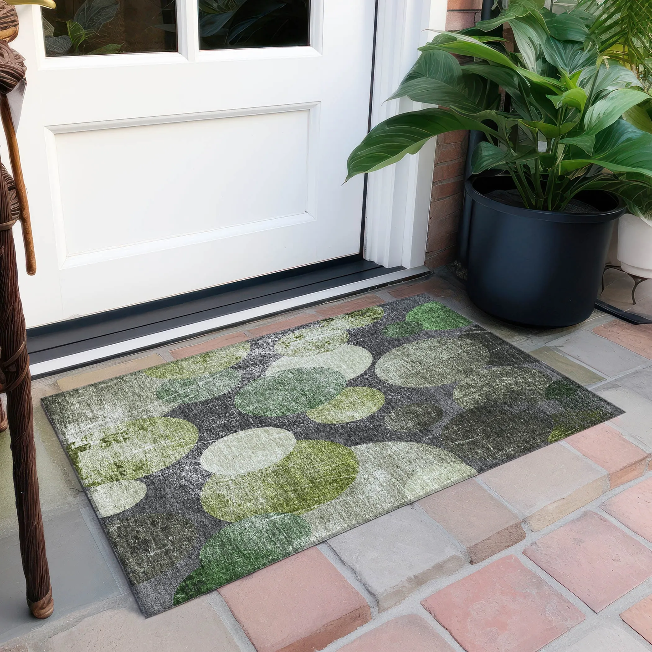 Machine Washable Indoor/ Outdoor Bubbles Chantille Rug