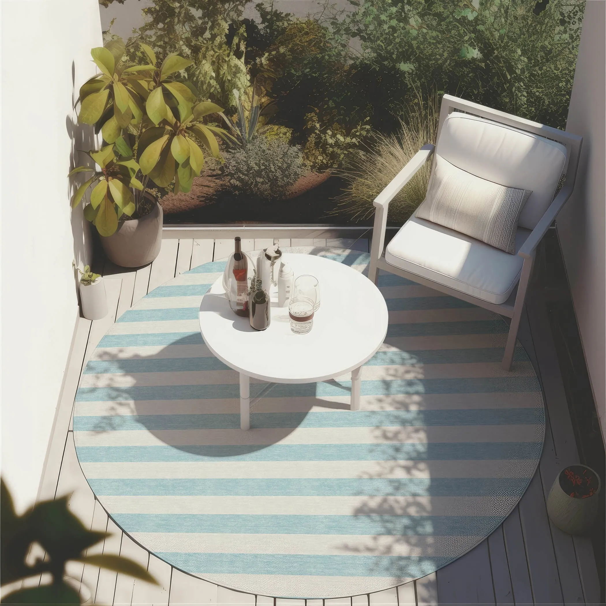 Machine Washable Indoor/ Outdoor Cabana Striped Chantille Rug