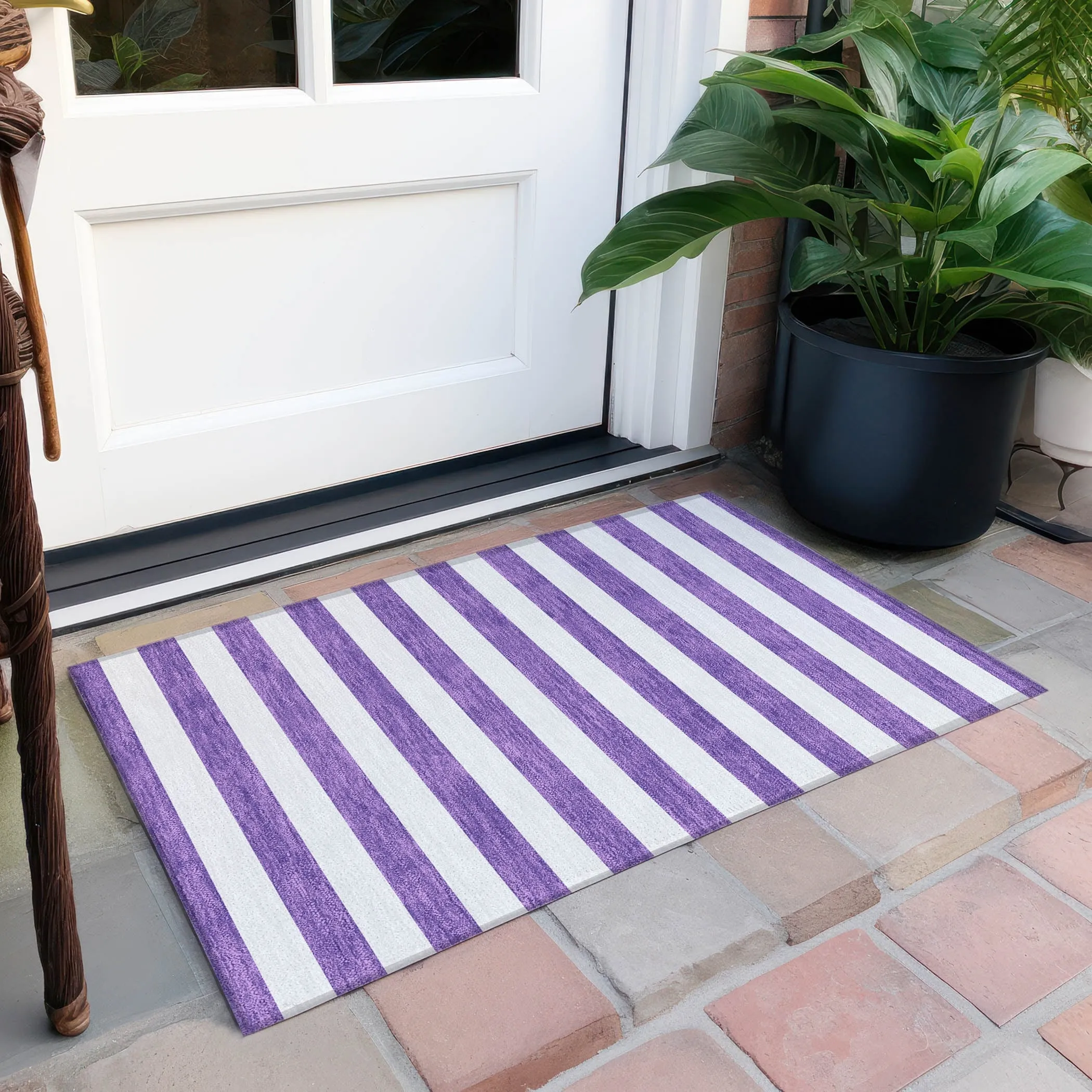 Machine Washable Indoor/ Outdoor Cabana Striped Chantille Rug