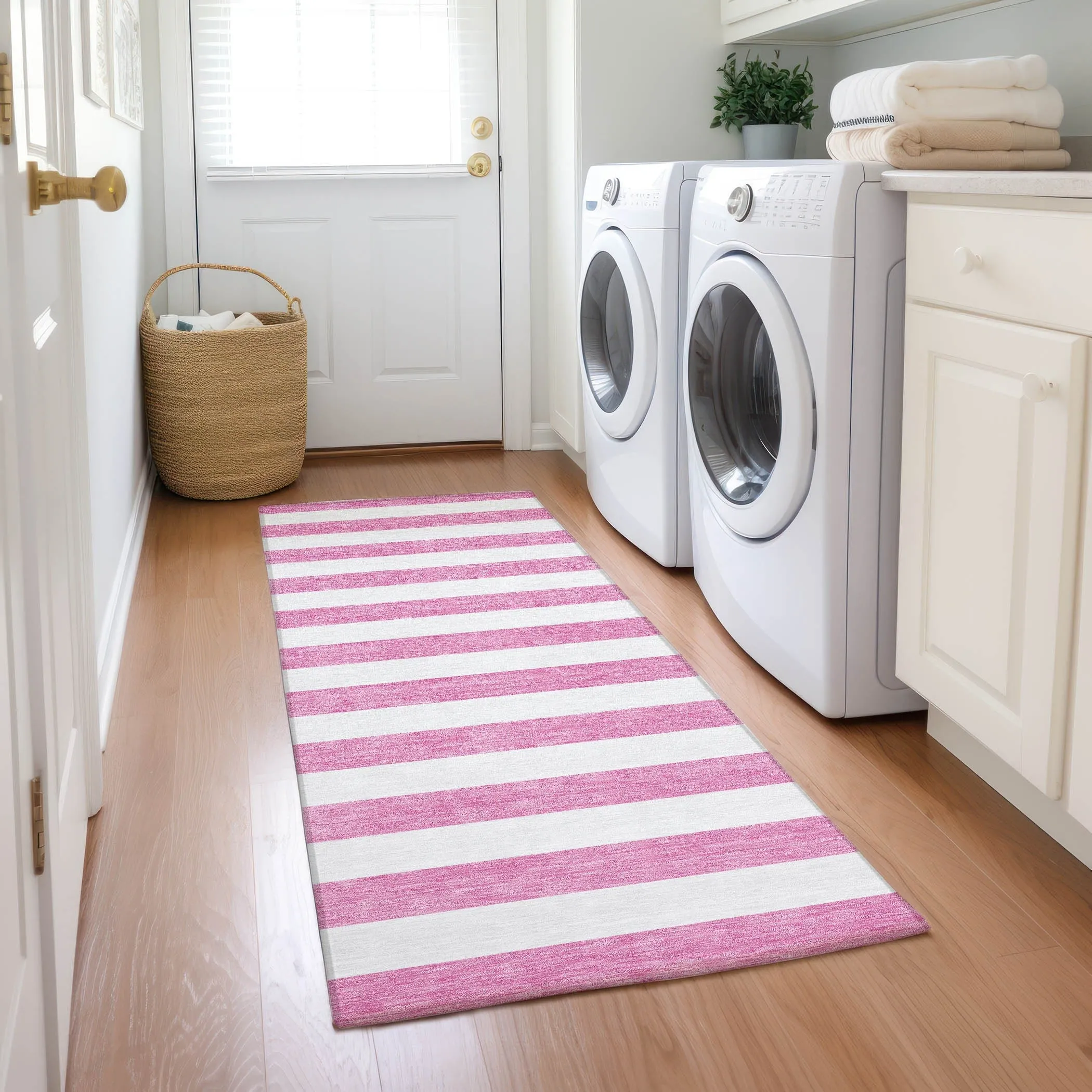 Machine Washable Indoor/ Outdoor Cabana Striped Chantille Rug