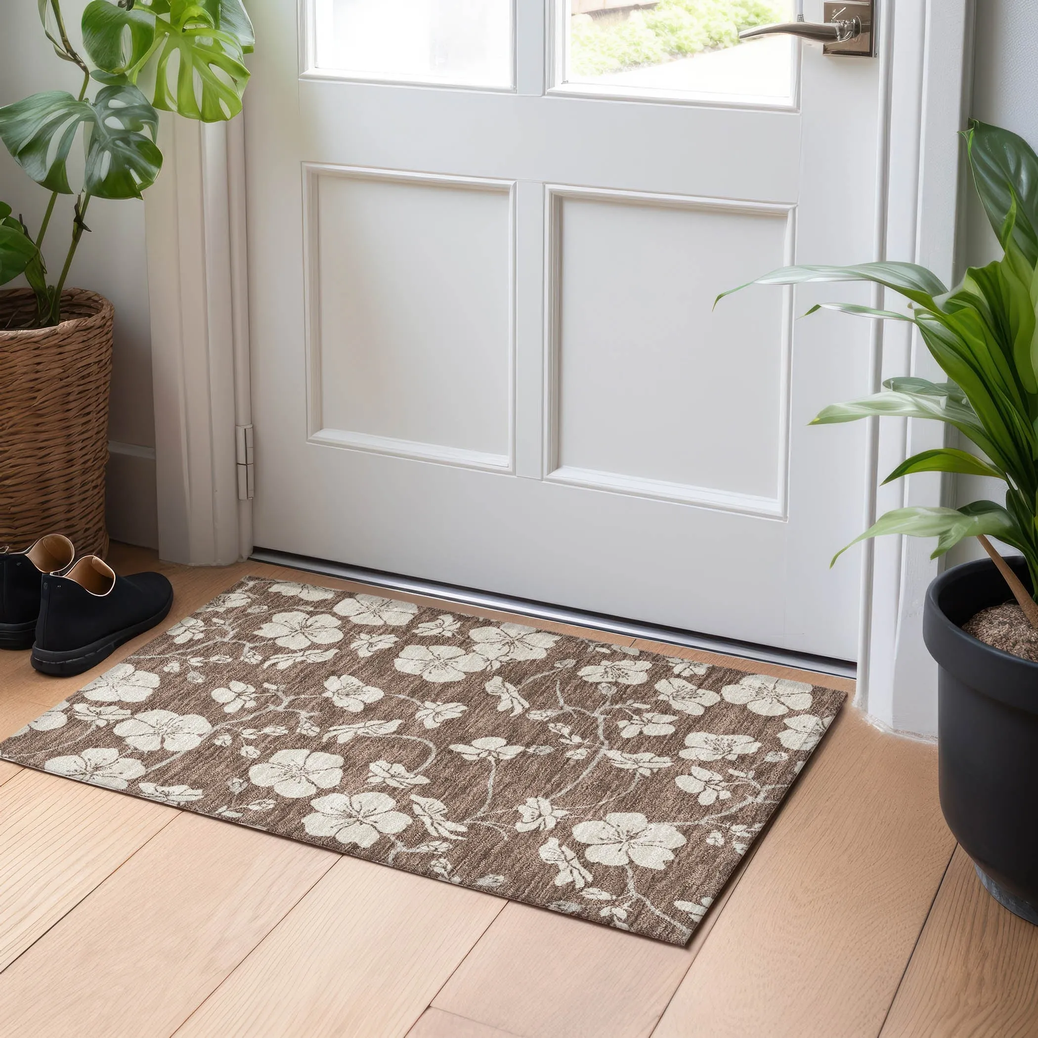 Machine Washable Indoor/ Outdoor Calm Floral Chantille Rug