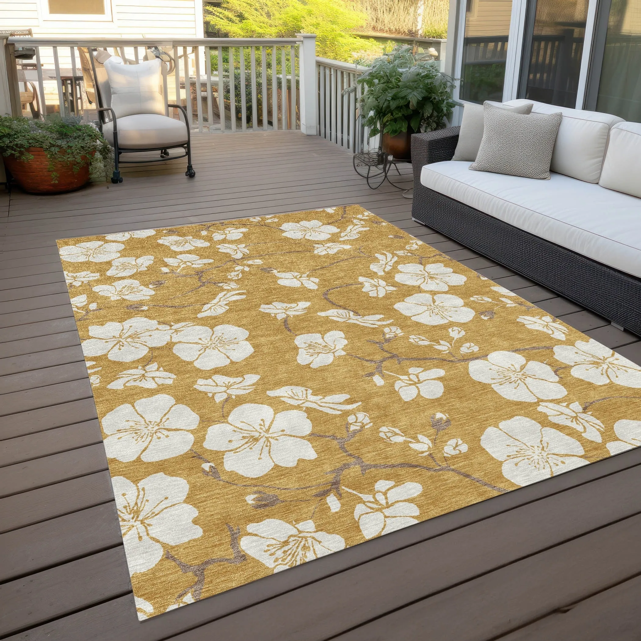 Machine Washable Indoor/ Outdoor Calm Floral Chantille Rug