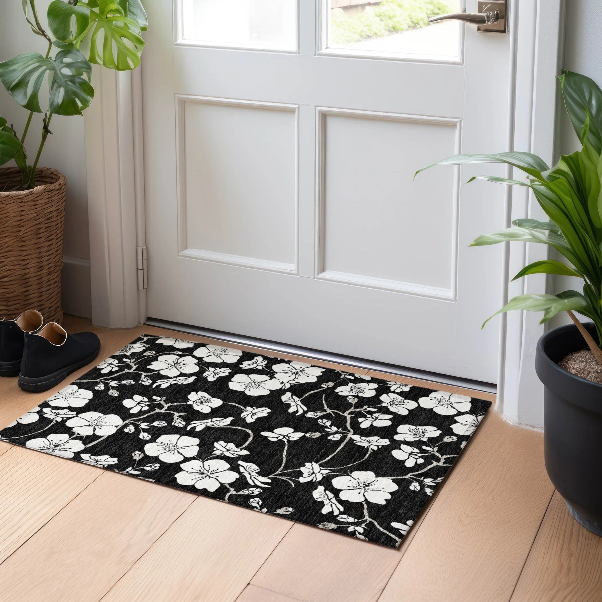Machine Washable Indoor/ Outdoor Calm Floral Chantille Rug