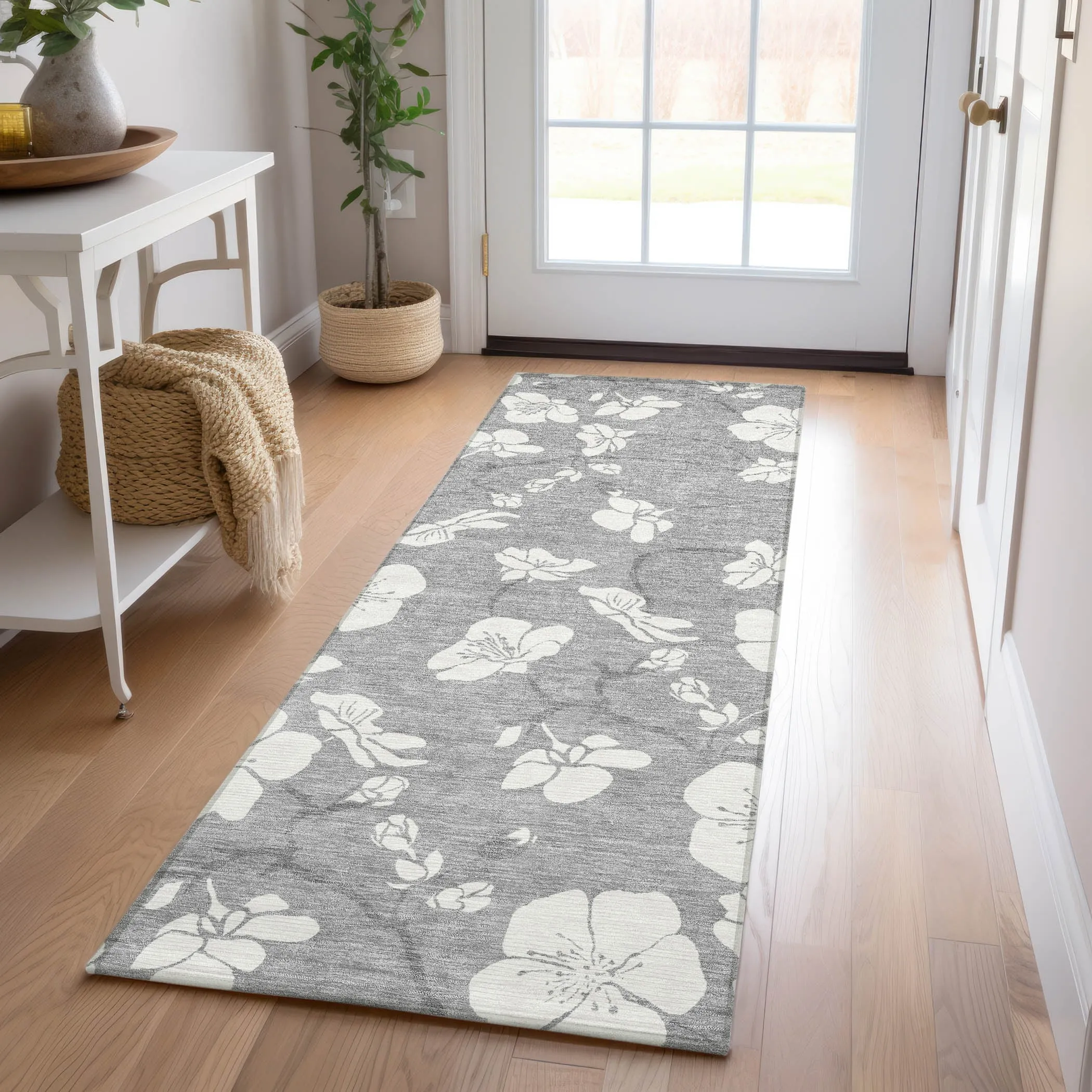 Machine Washable Indoor/ Outdoor Calm Floral Chantille Rug