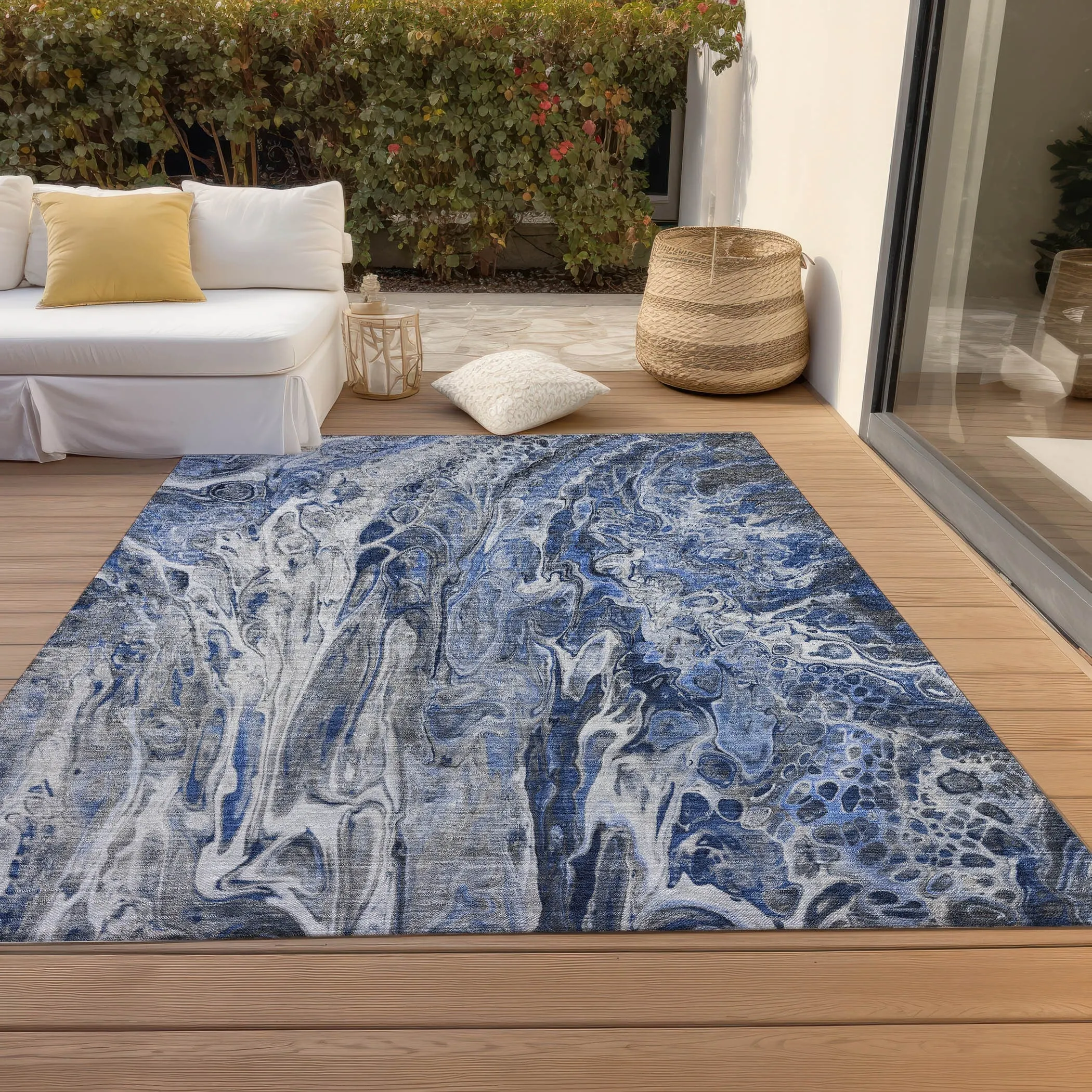 Machine Washable Indoor/ Outdoor Chantille Abstract Modern Rug