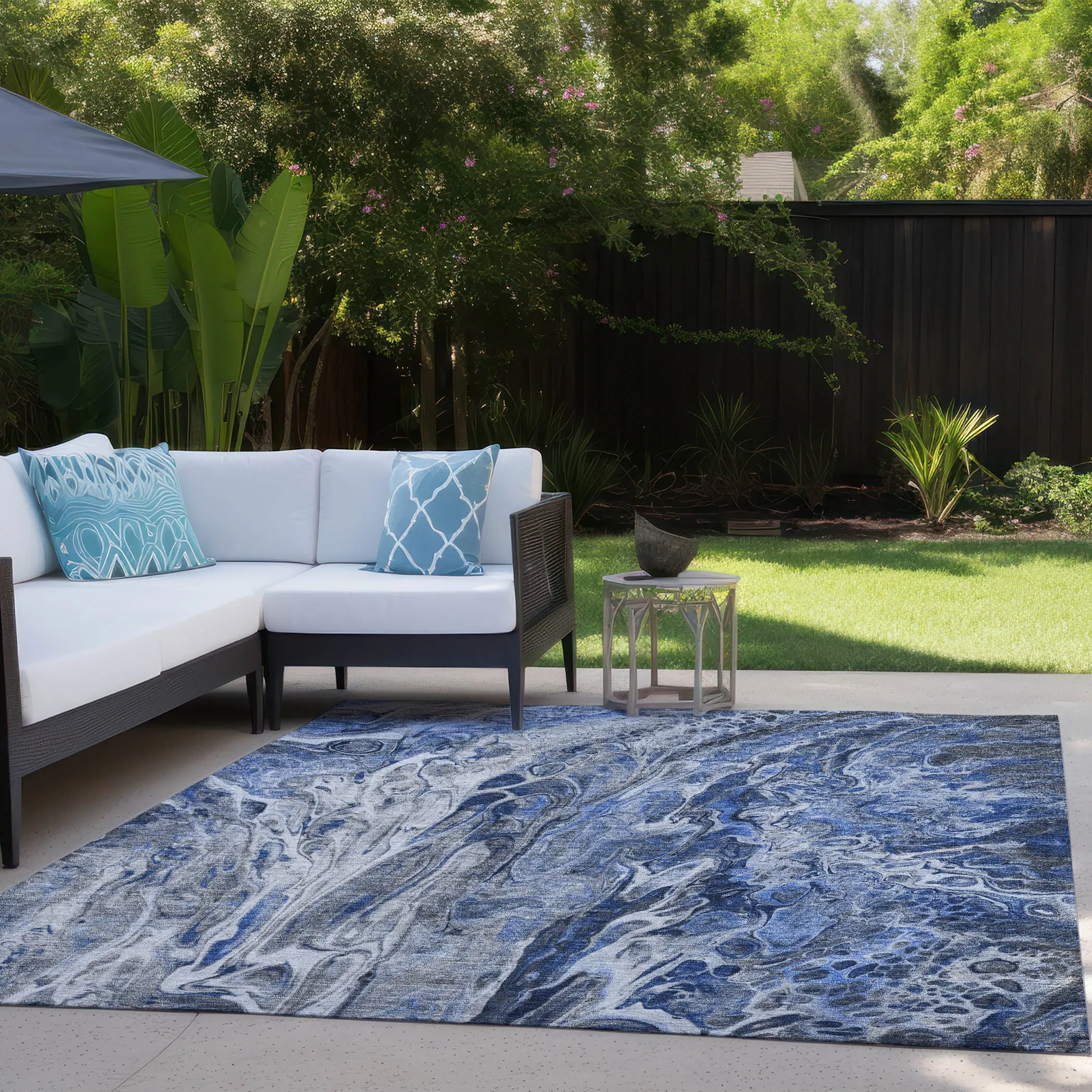 Machine Washable Indoor/ Outdoor Chantille Abstract Modern Rug