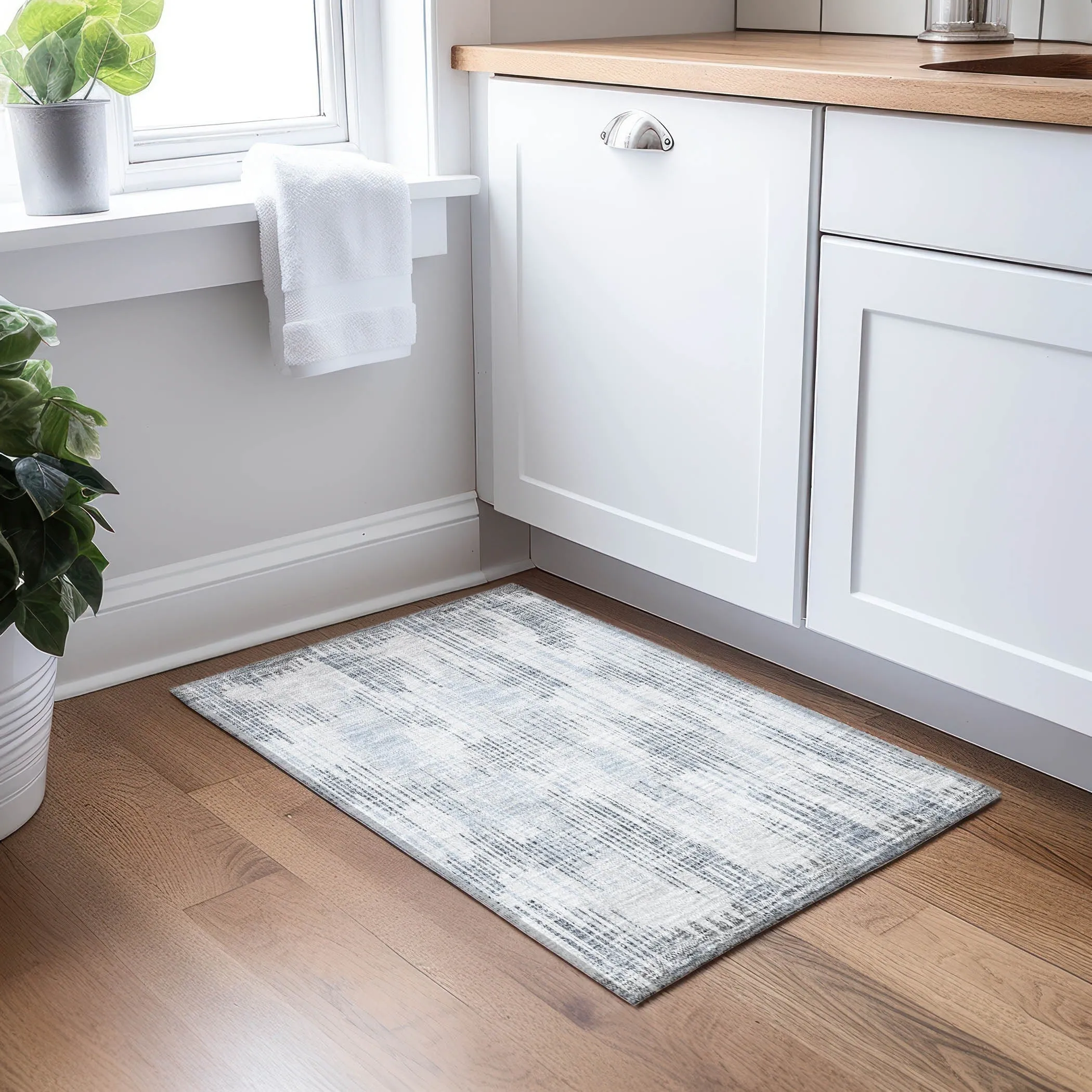 Machine Washable Indoor/ Outdoor Chantille Abstract Ombre Rug