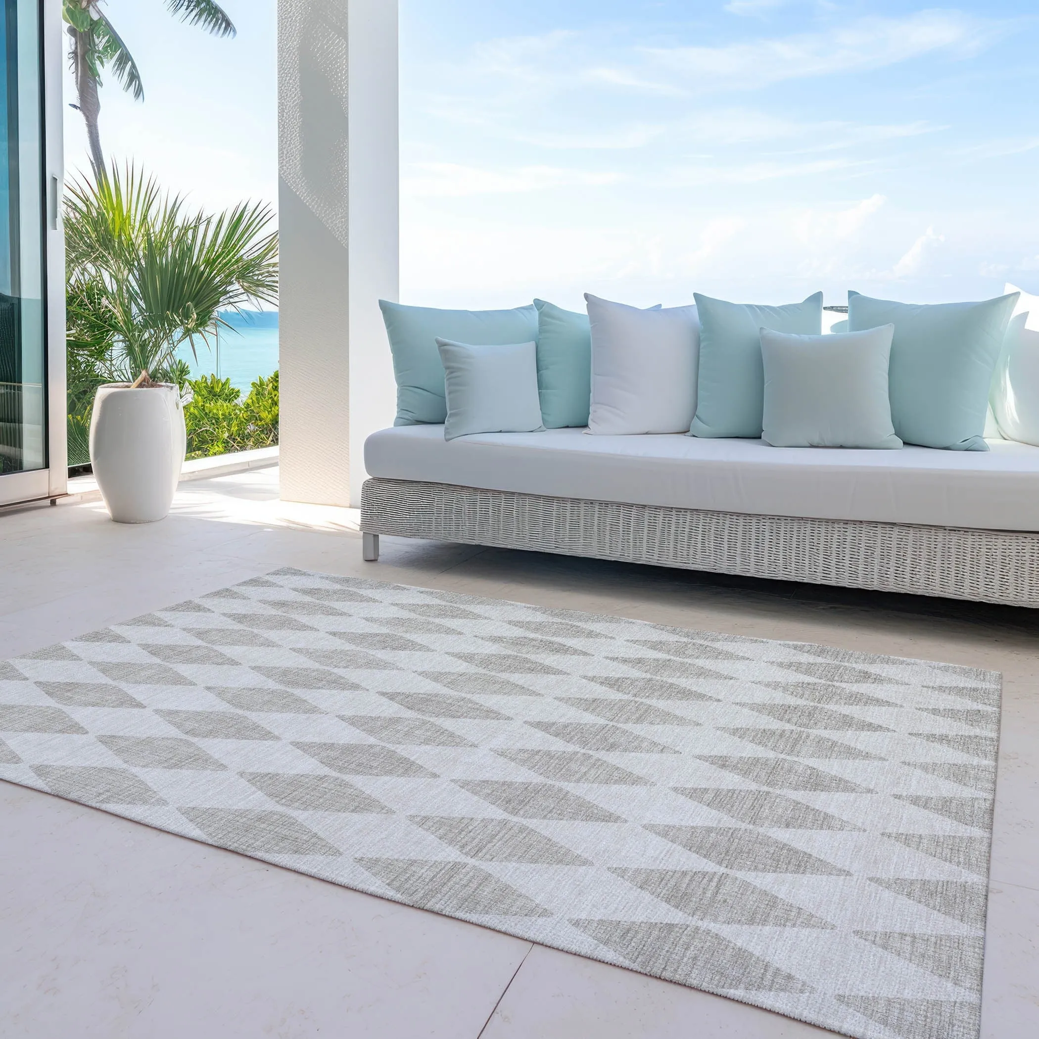 Machine Washable Indoor/ Outdoor Chantille Argyle Rug