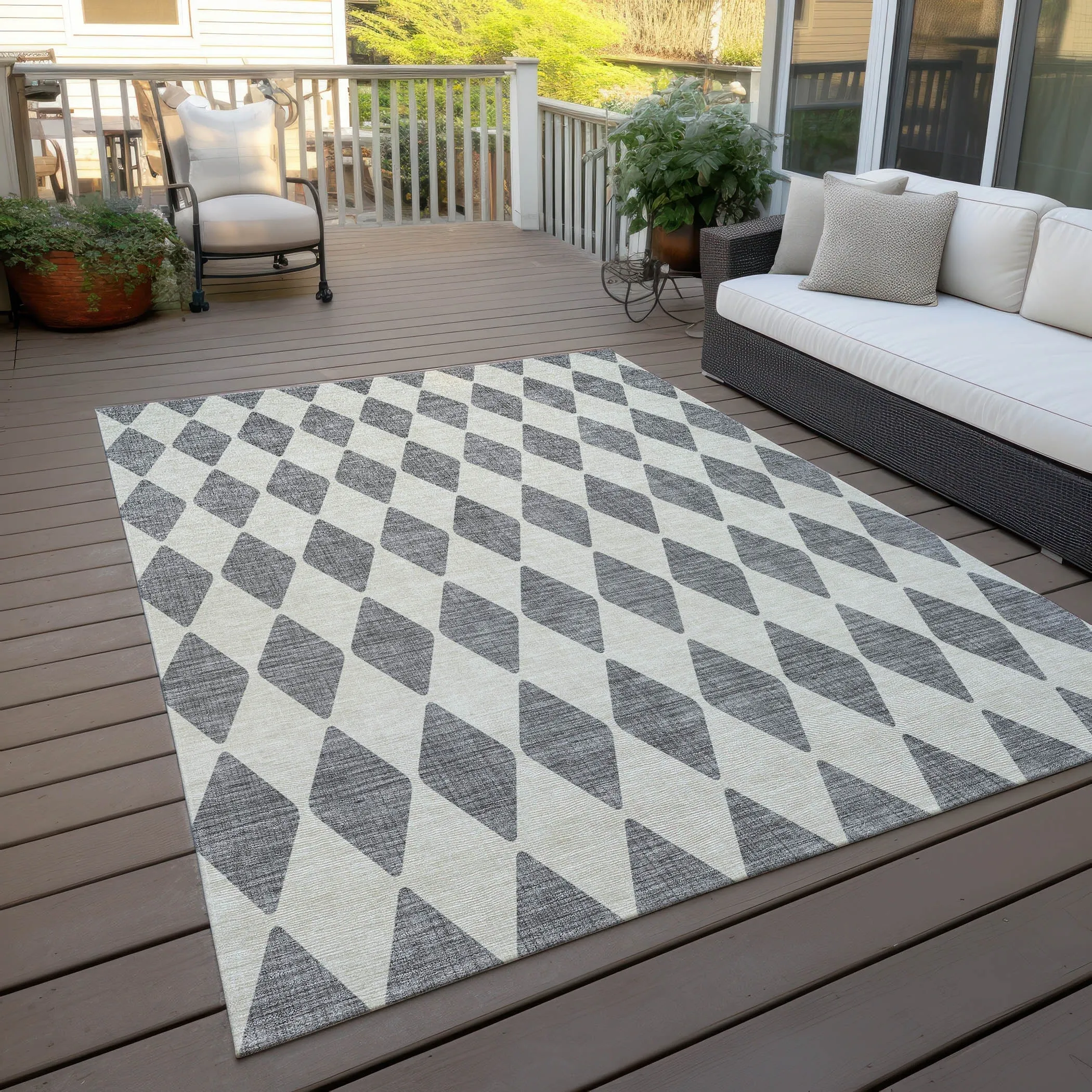 Machine Washable Indoor/ Outdoor Chantille Argyle Rug