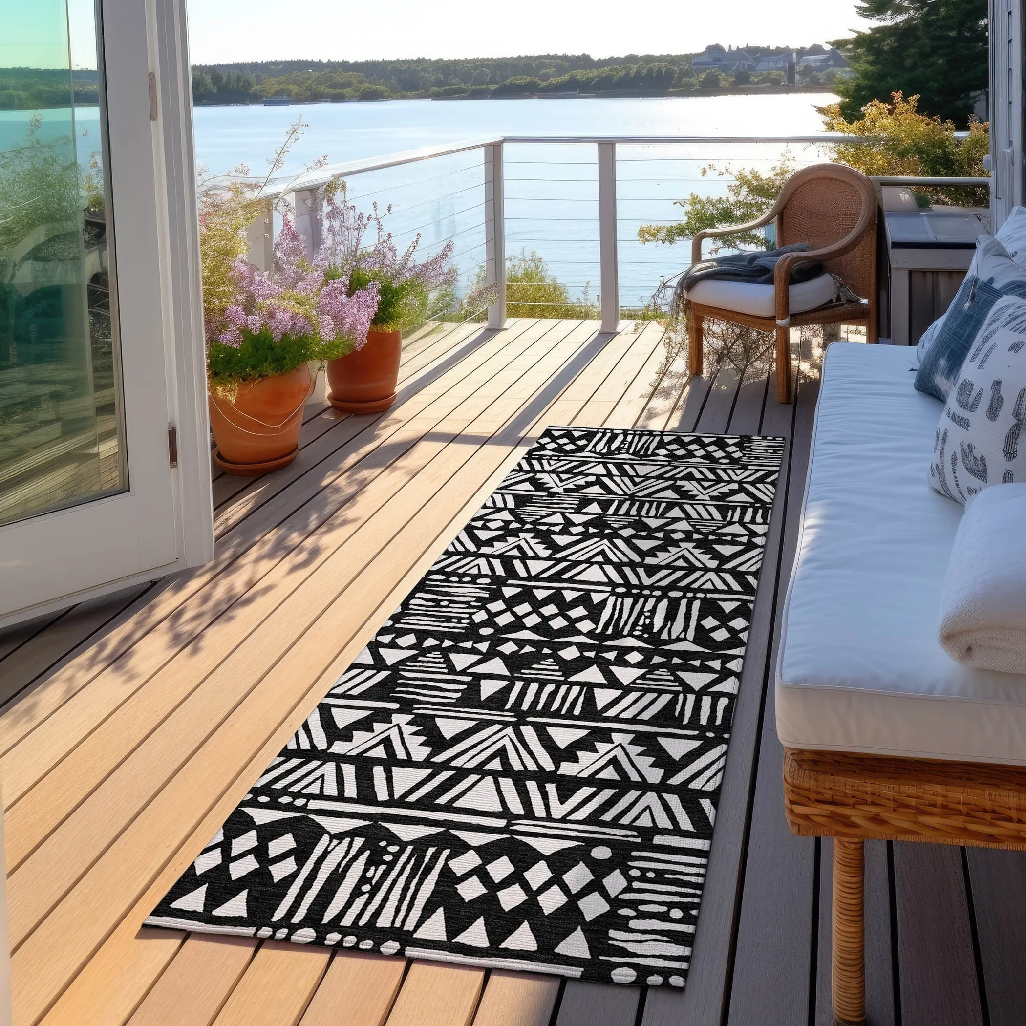 Machine Washable Indoor/ Outdoor Chantille Boho Tribal Rug