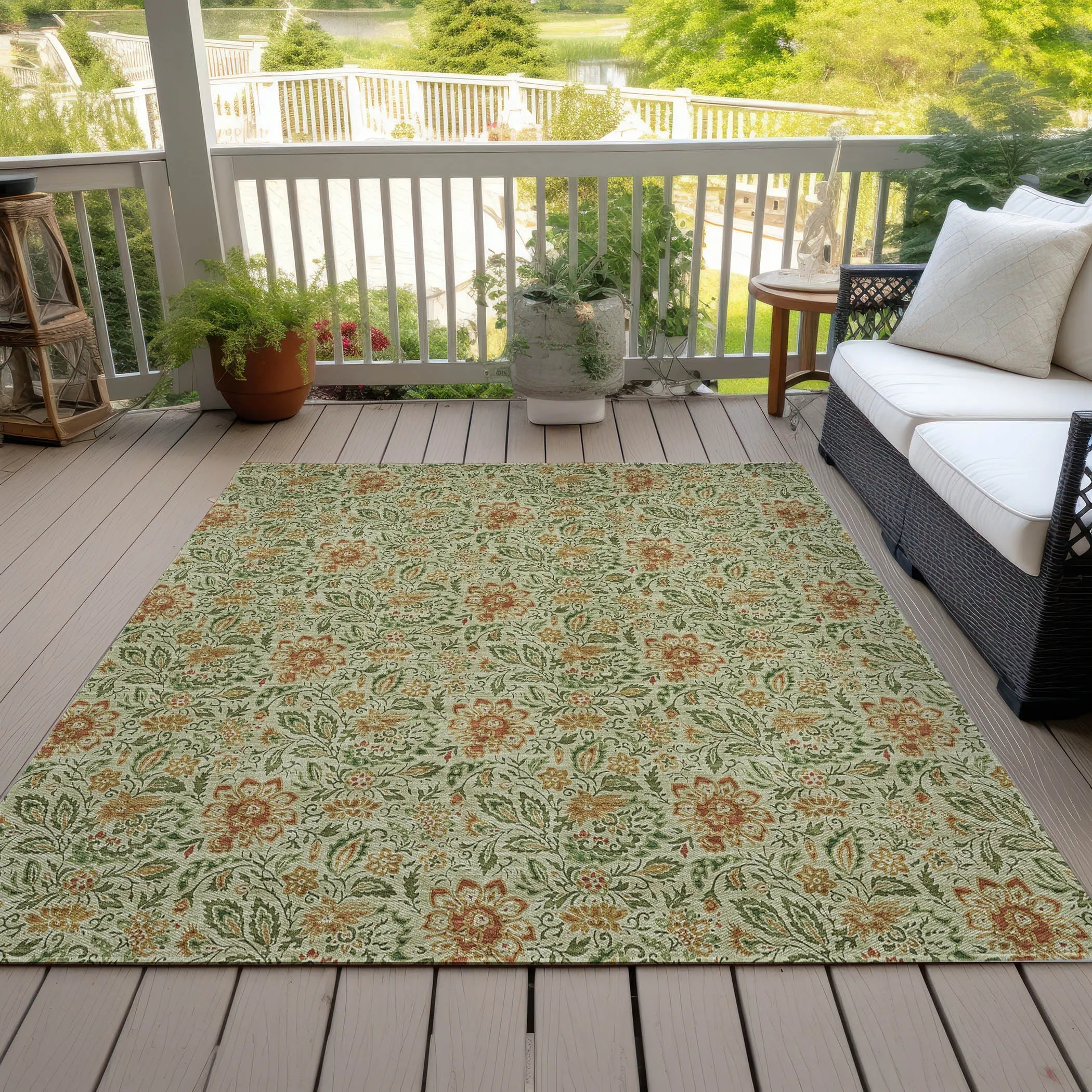Machine Washable Indoor/ Outdoor Chantille Casual Floral Rug