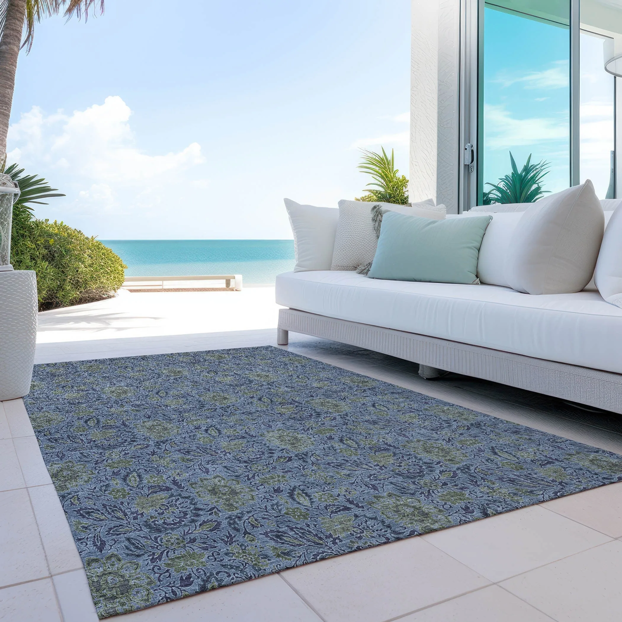 Machine Washable Indoor/ Outdoor Chantille Casual Floral Rug