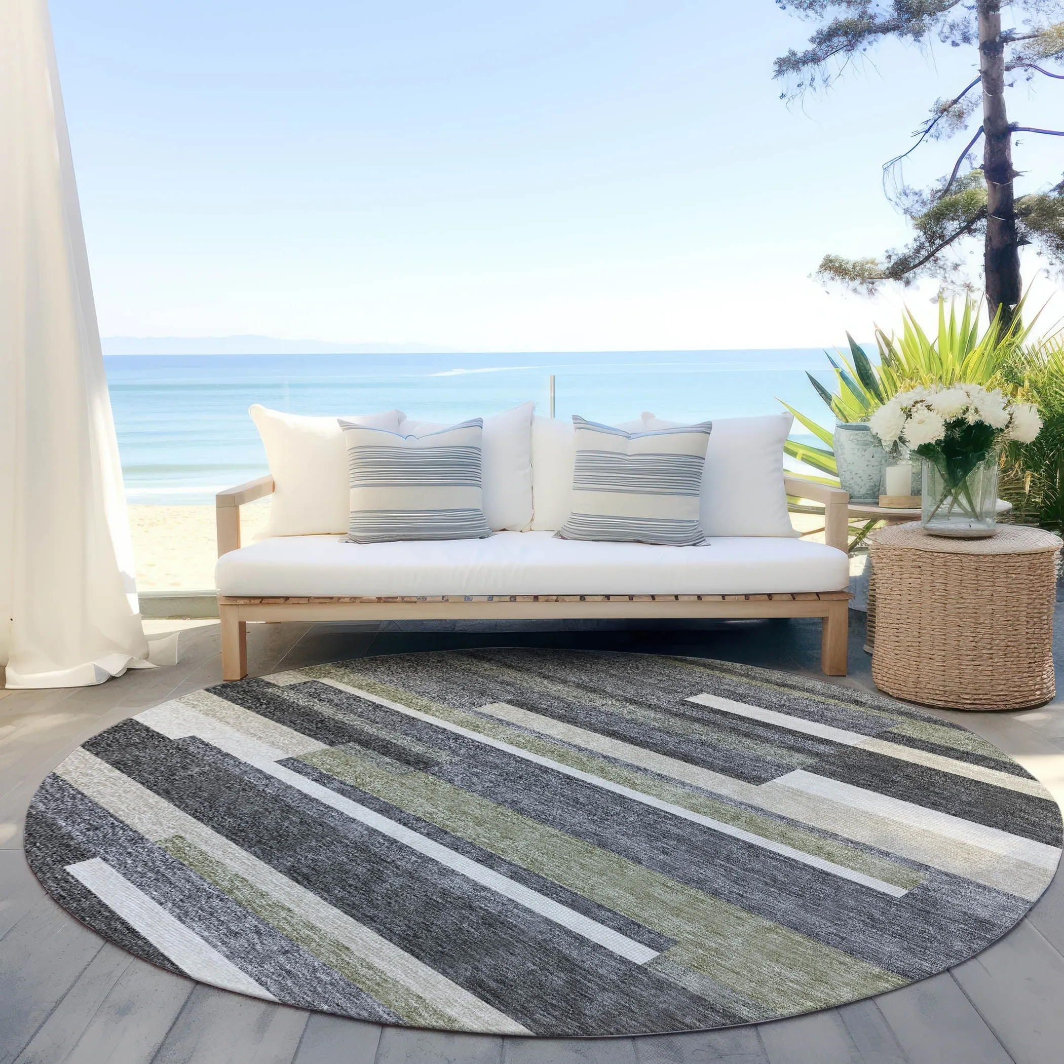Machine Washable Indoor/ Outdoor Chantille Contempory Stripe Rug