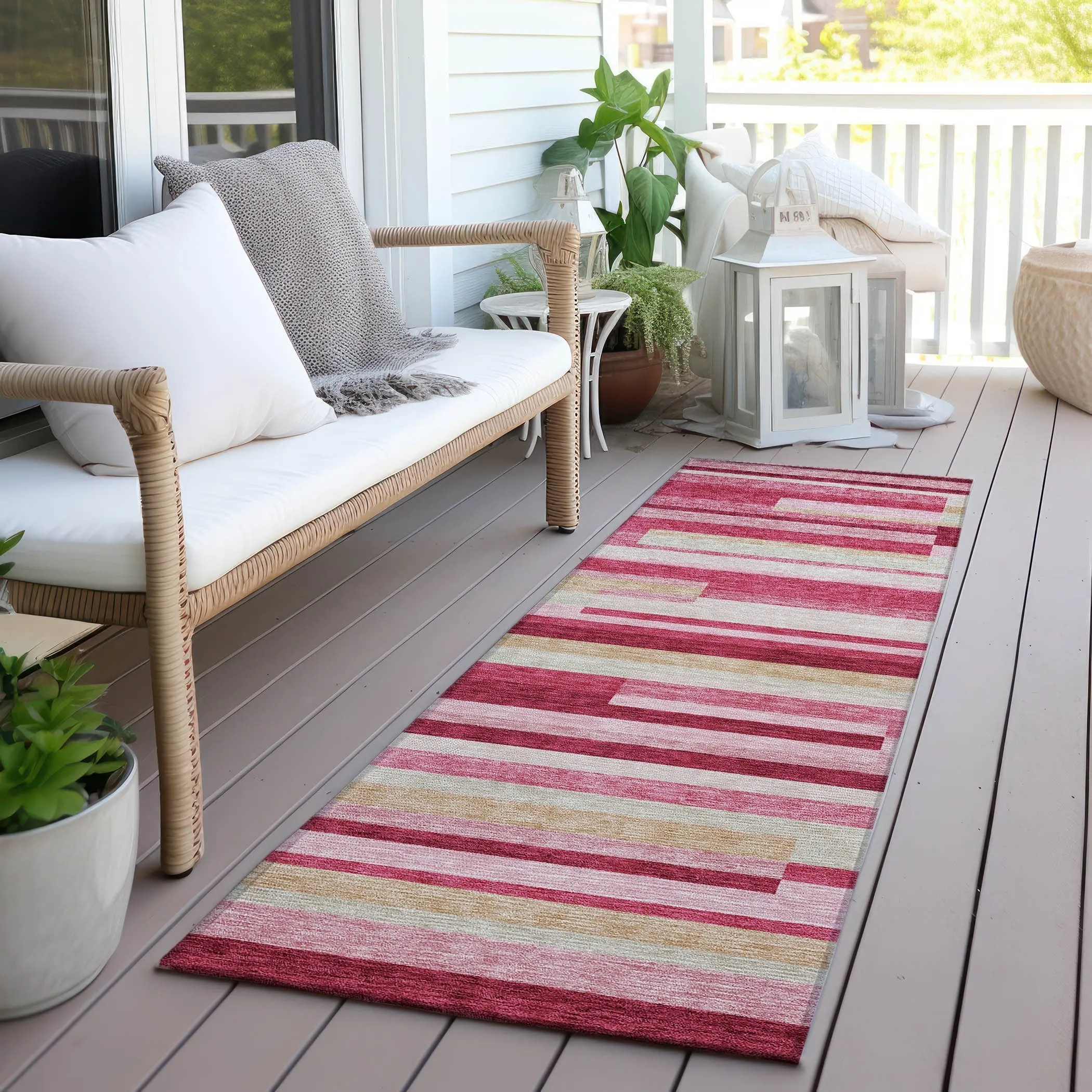 Machine Washable Indoor/ Outdoor Chantille Contempory Stripe Rug