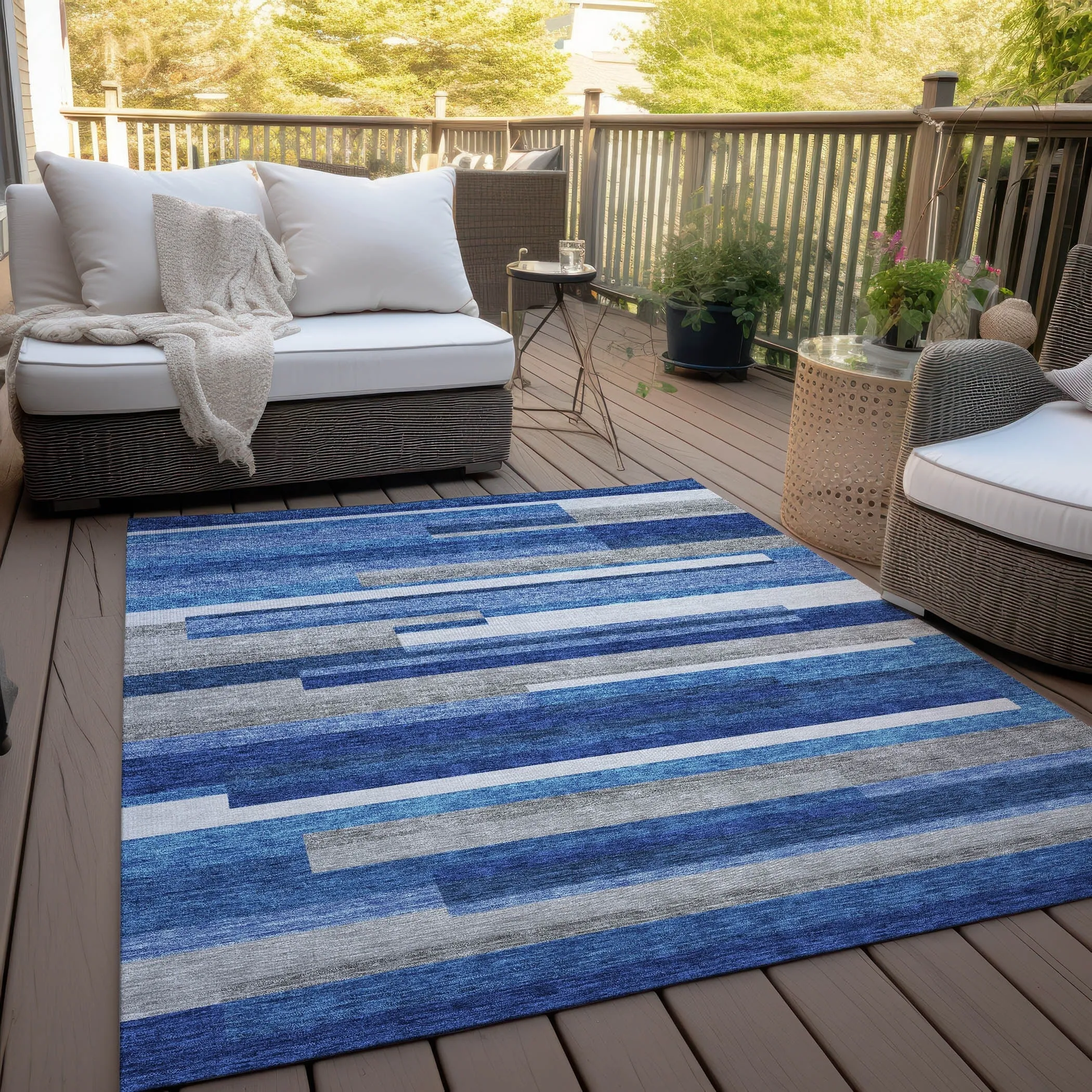 Machine Washable Indoor/ Outdoor Chantille Contempory Stripe Rug