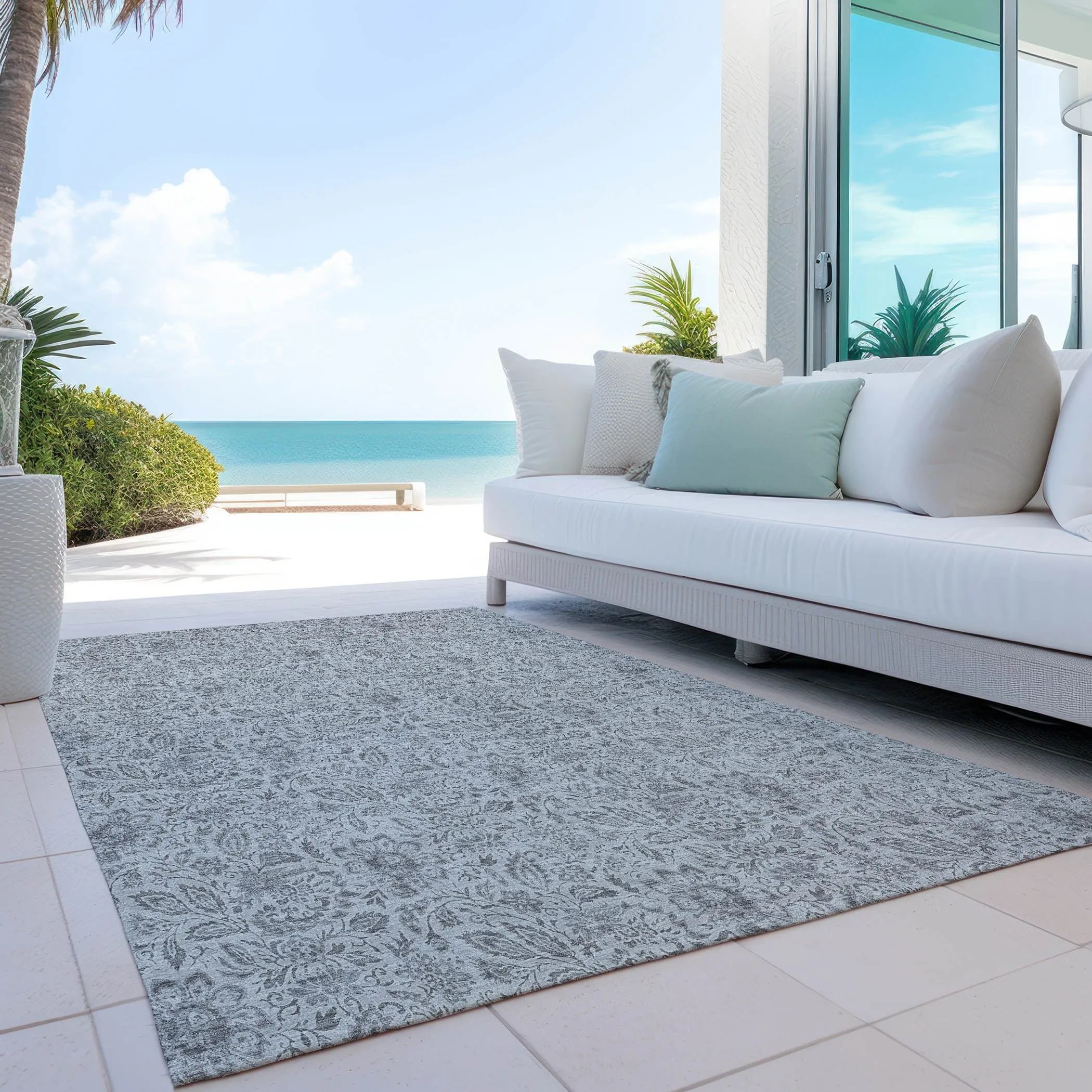Machine Washable Indoor/ Outdoor Chantille Farmhouse Floral Rug