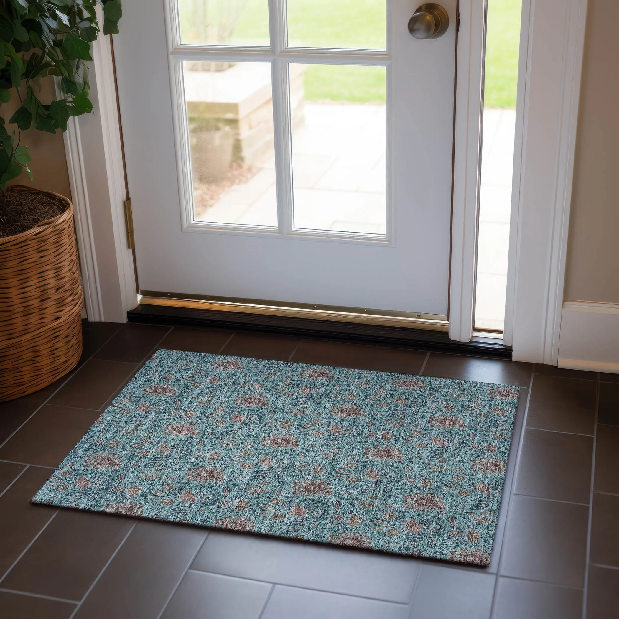 Machine Washable Indoor/ Outdoor Chantille Farmhouse Floral Rug