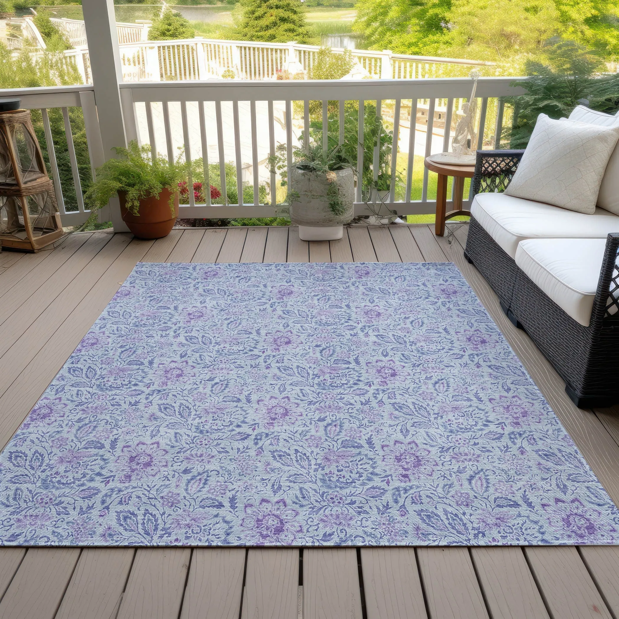 Machine Washable Indoor/ Outdoor Chantille Farmhouse Floral Rug