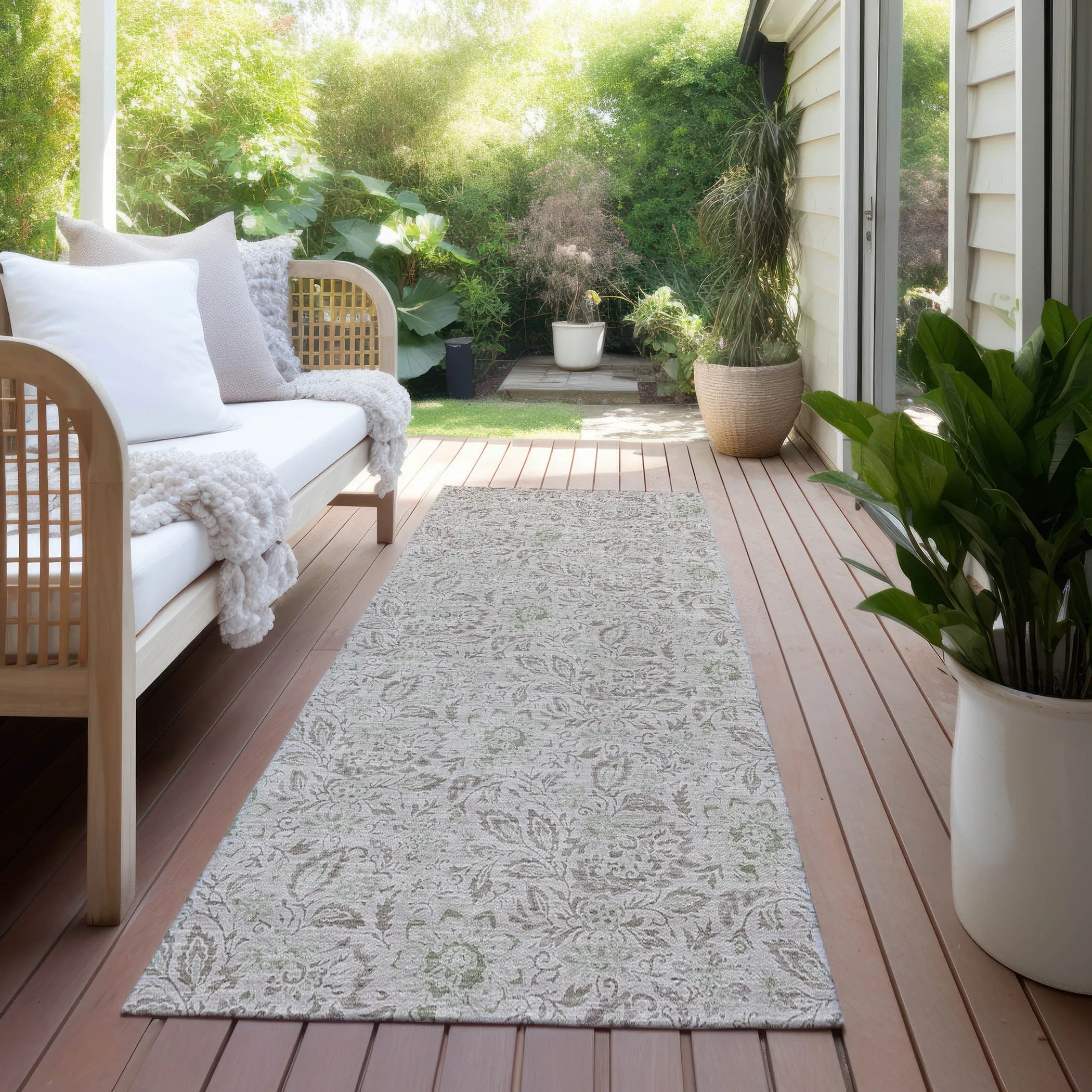 Machine Washable Indoor/ Outdoor Chantille Farmhouse Floral Rug