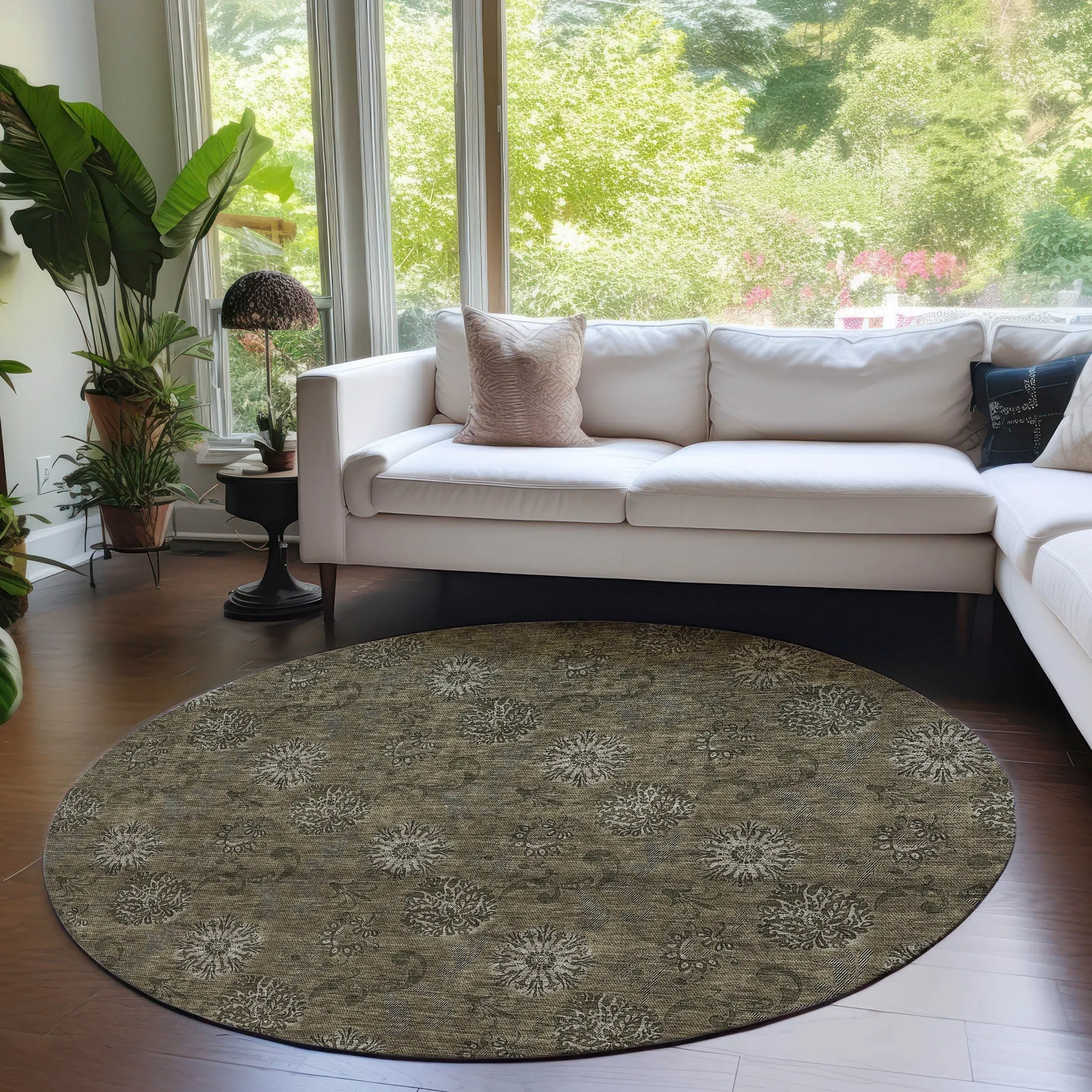 Machine Washable Indoor/ Outdoor Chantille Floral Burst Rug