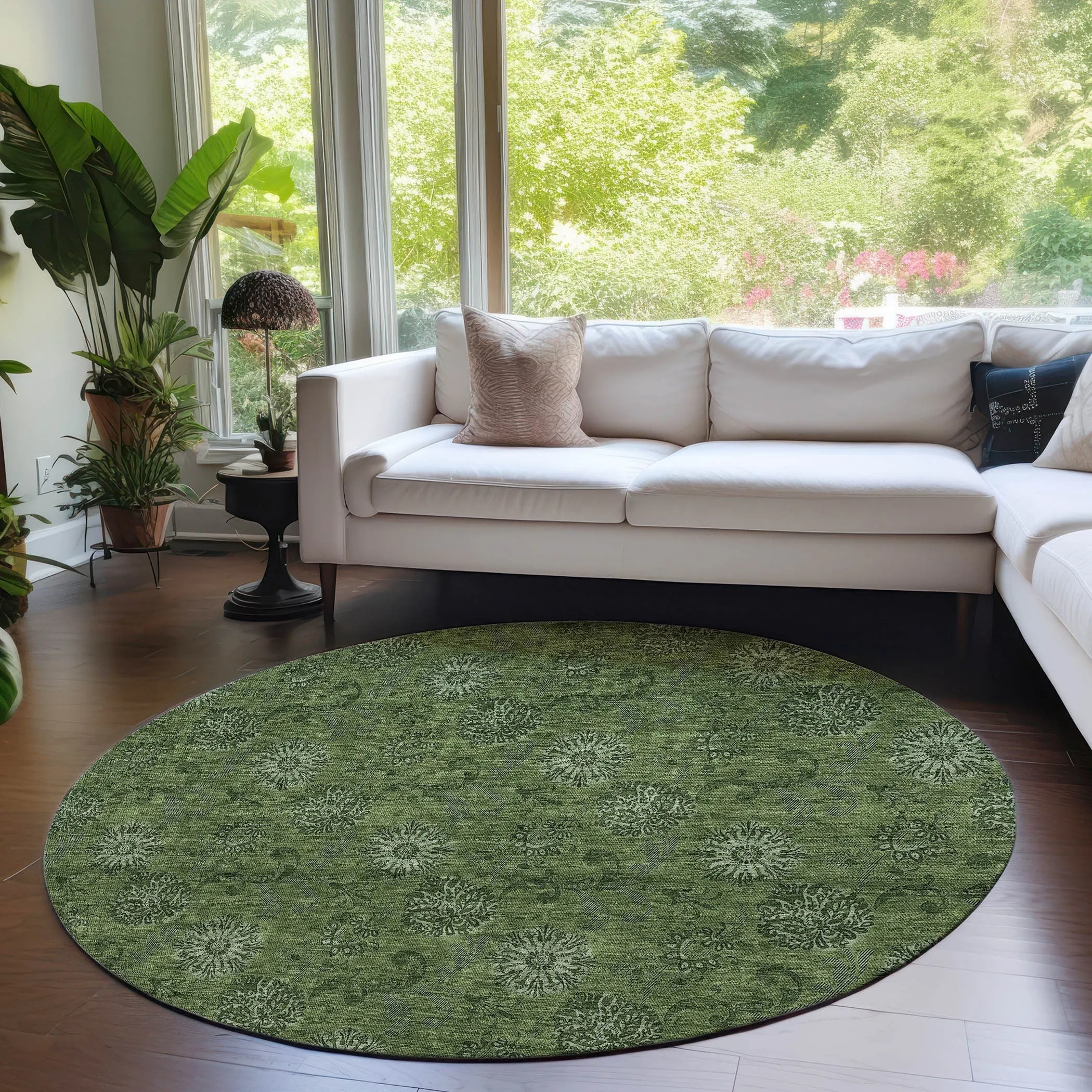 Machine Washable Indoor/ Outdoor Chantille Floral Burst Rug