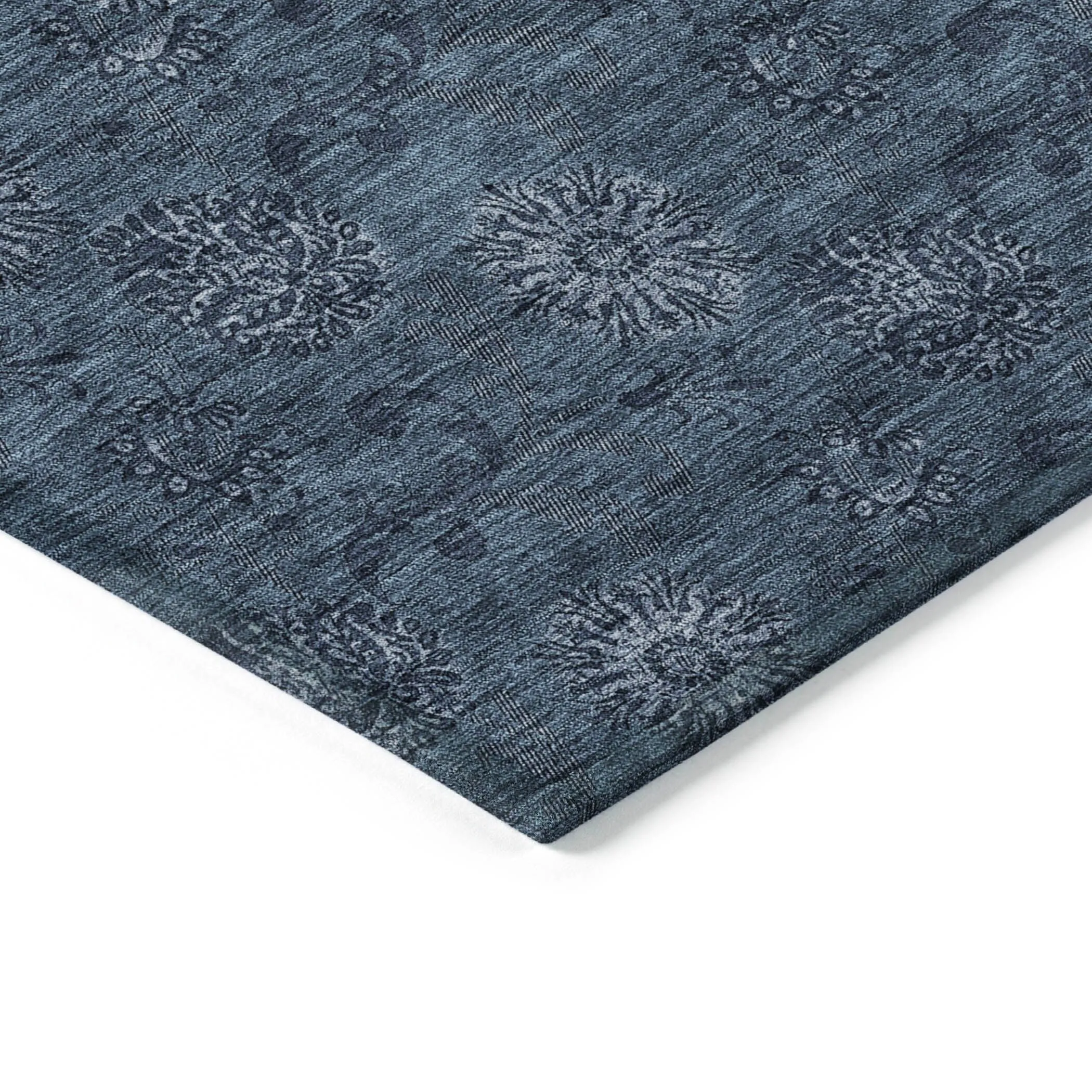 Machine Washable Indoor/ Outdoor Chantille Floral Burst Rug